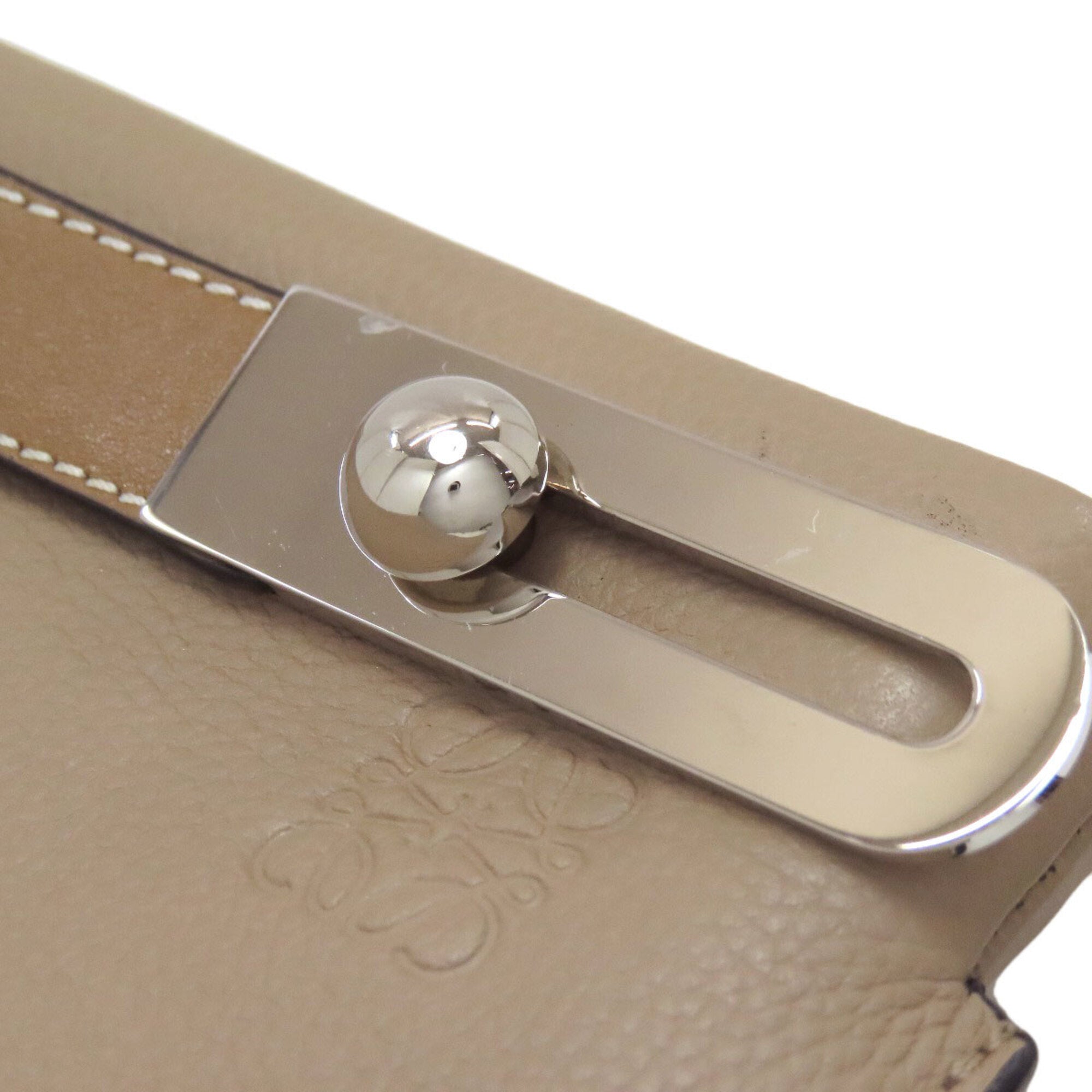 Loewe Brown Leather Handbag (Pre-Owned)
