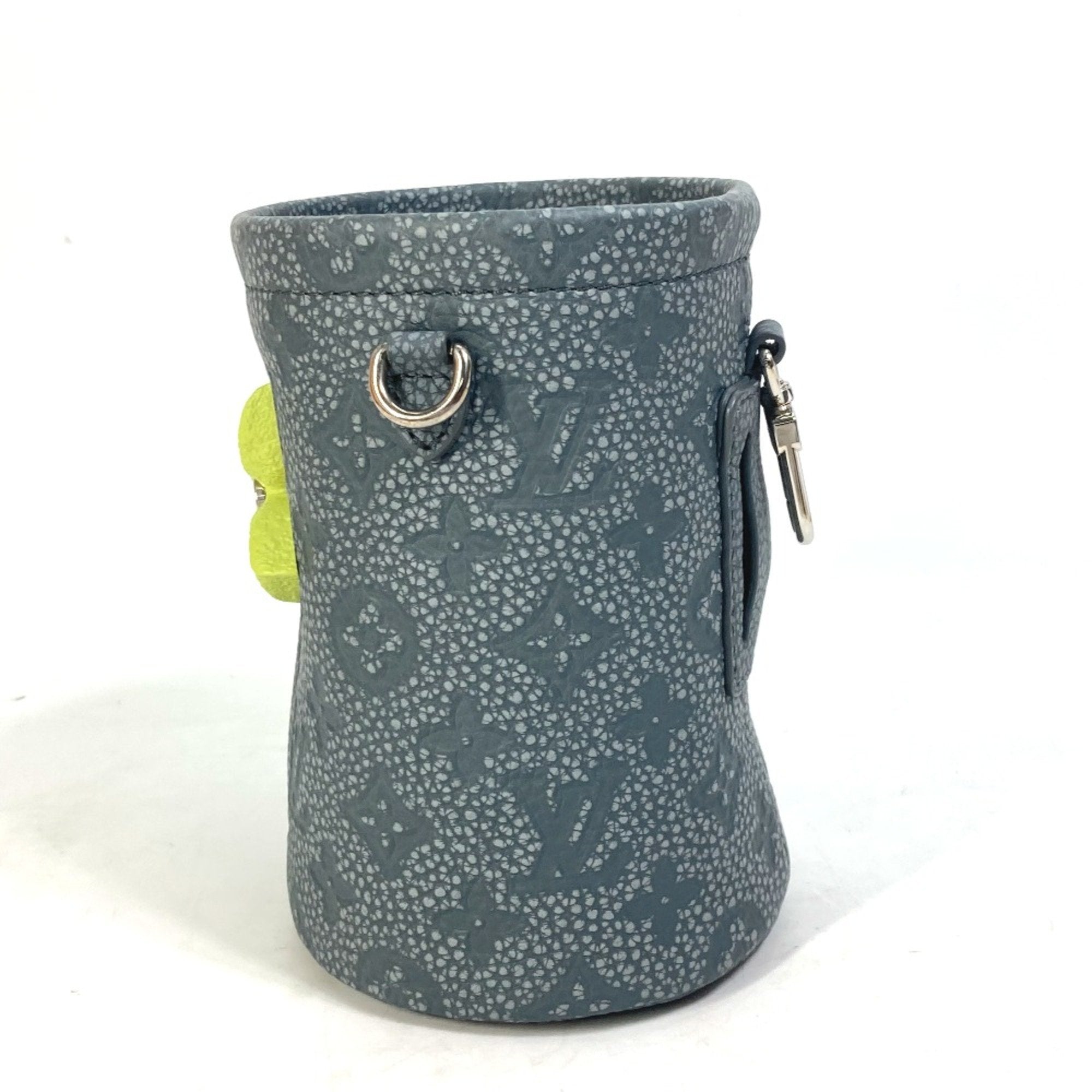 Louis Vuitton Gray Leather Shoulder Bag (Pre-Owned)