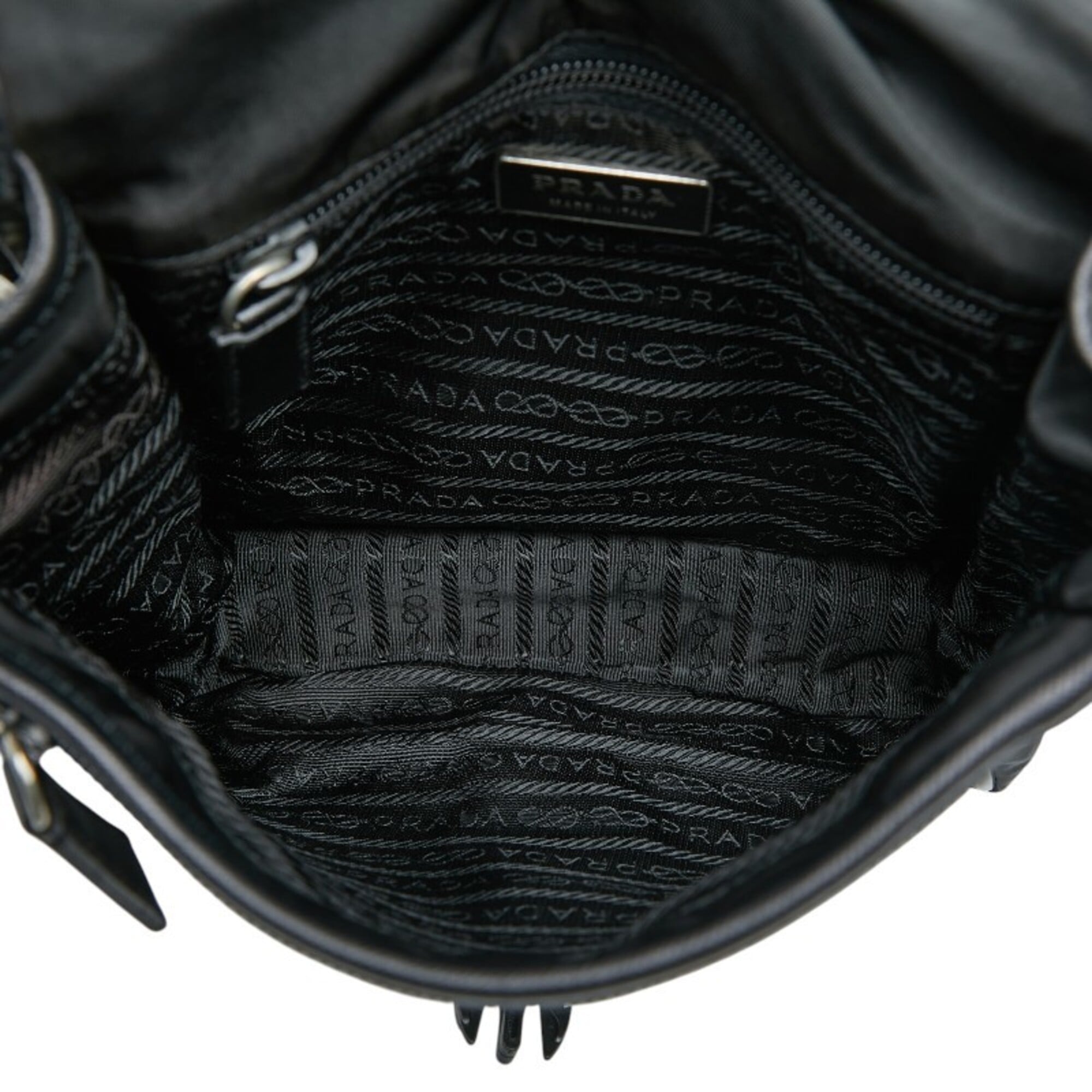 Prada Black Saffiano Shoulder Bag (Pre-Owned)