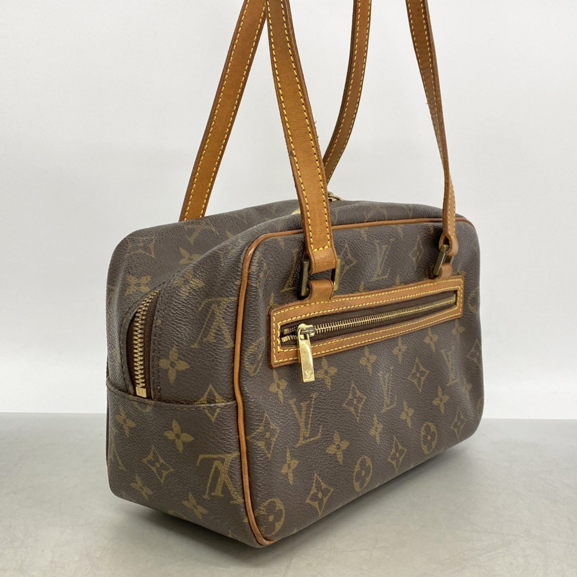 Louis Vuitton Brown Shoulder Bag (Pre-Owned)