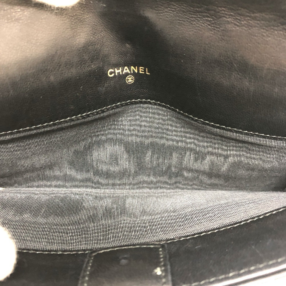 Chanel Black Leather Long Wallet (Bi-Fold) (Pre-Owned)