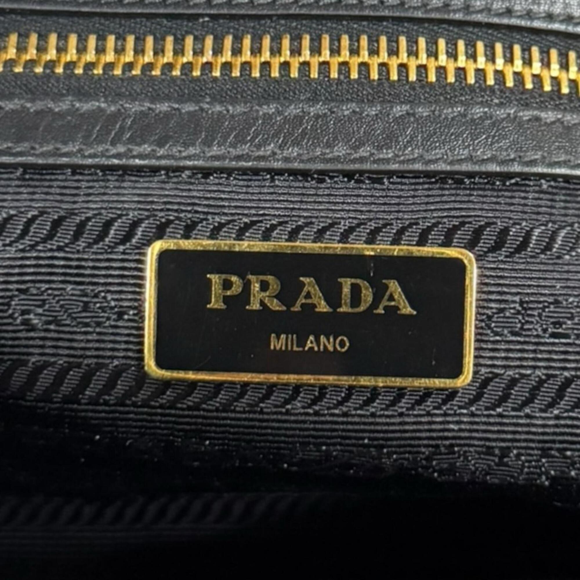 Prada Black Nylon Shoulder Bag (Pre-Owned)