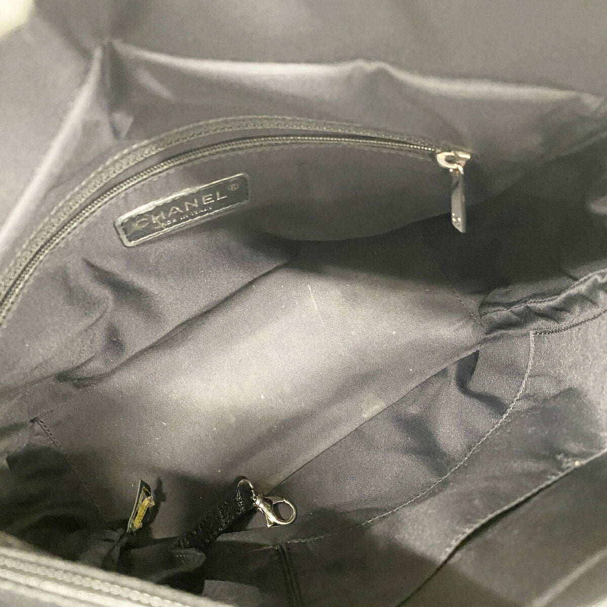 Chanel Black Canvas Tote Bag (Pre-Owned)