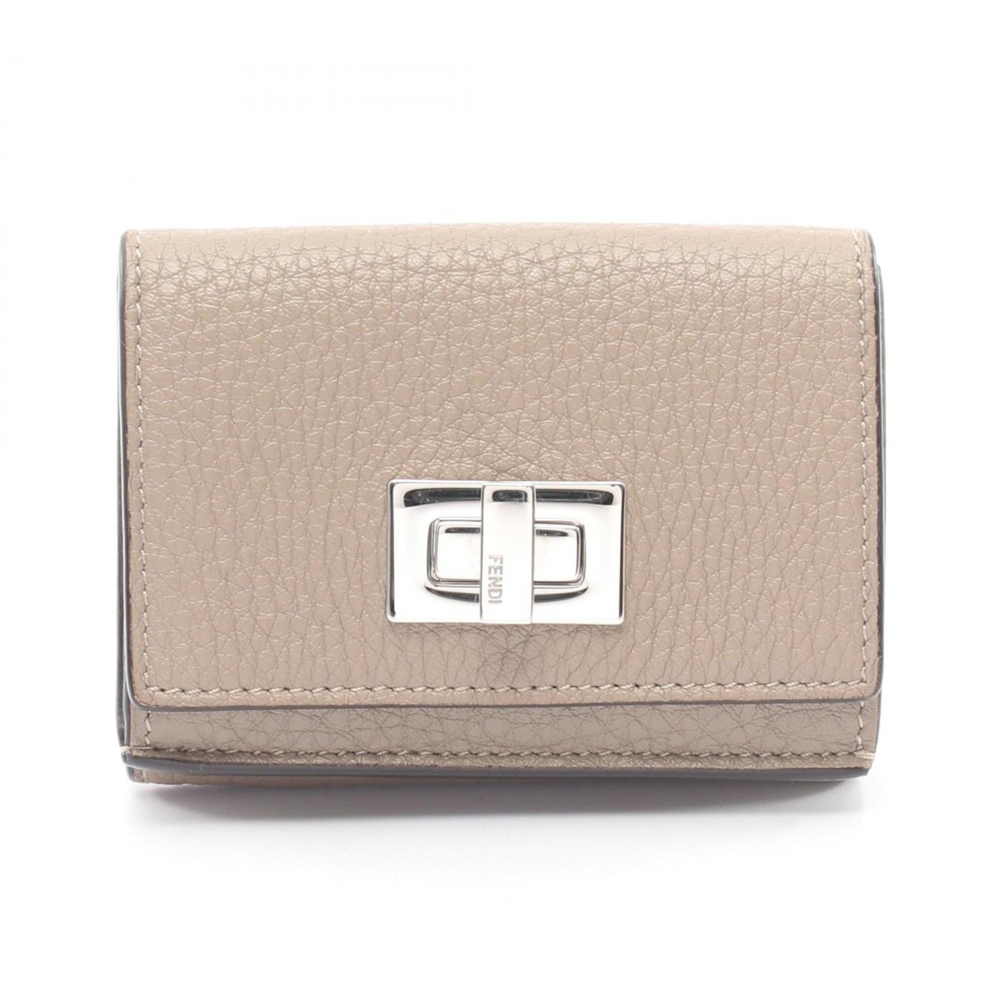 Fendi Beige Leather Wallet (Tri-Fold) (Pre-Owned)