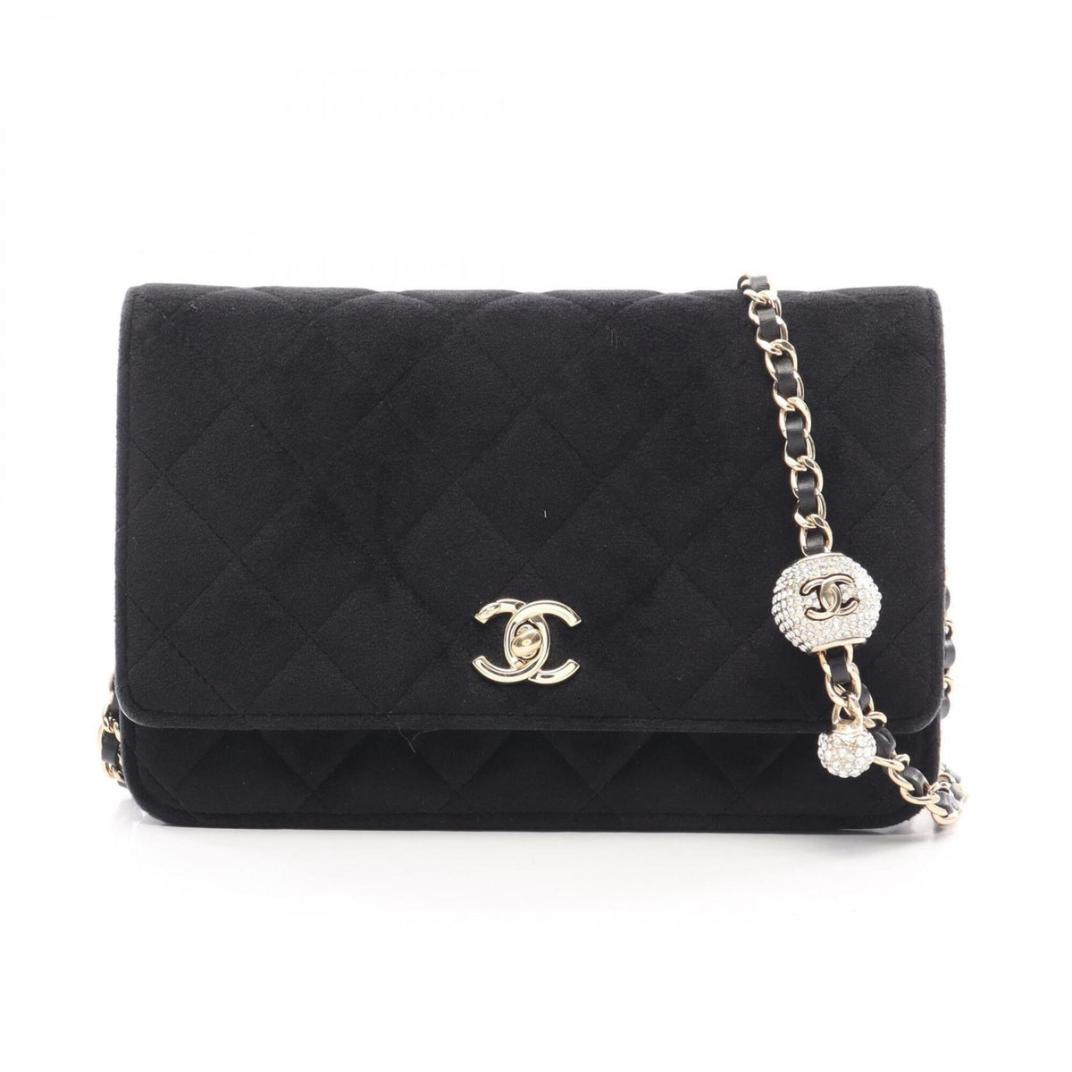 Chanel Black Fabric Handbag Shoulder Bag (Pre-Owned)