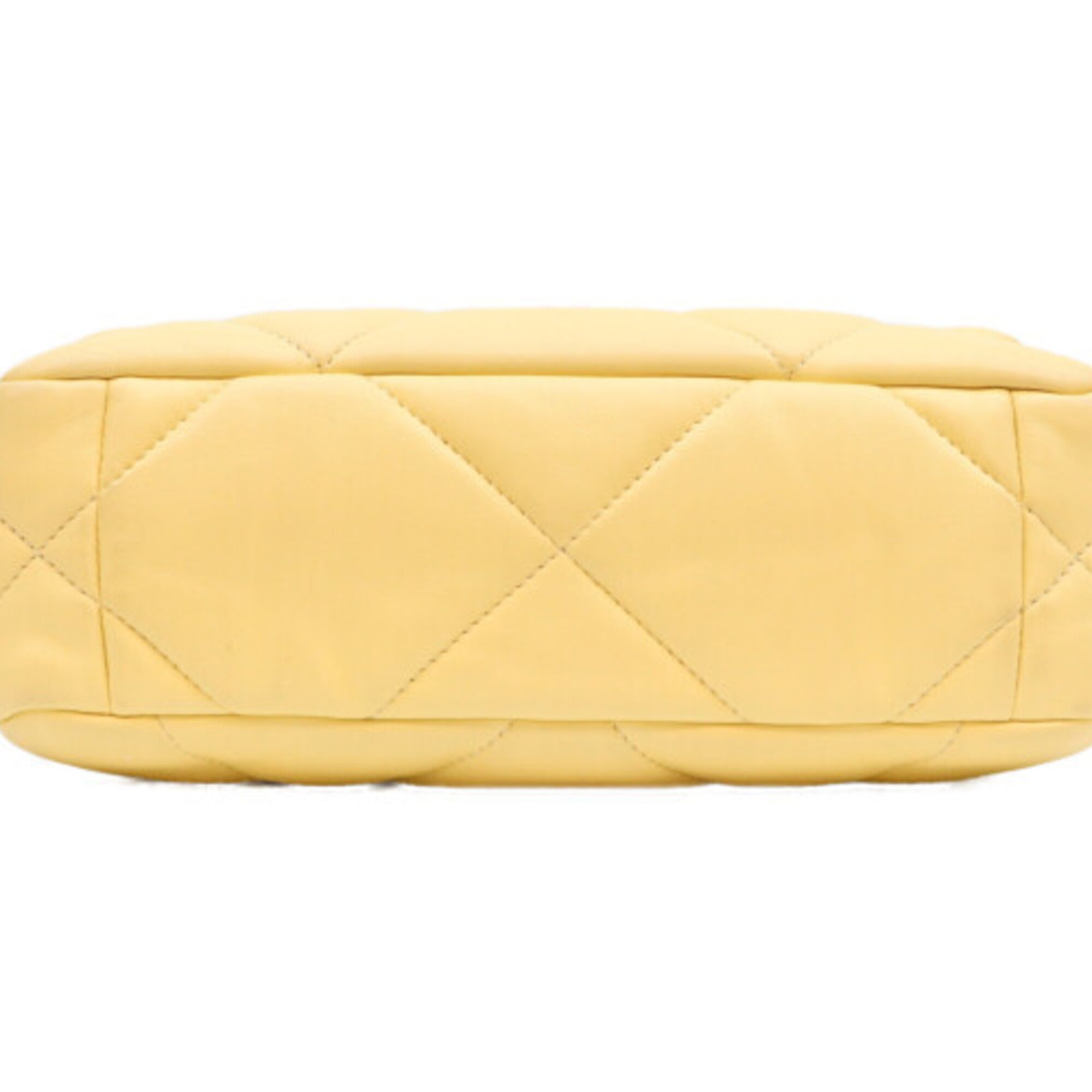 Chanel Yellow Leather Shoulder Bag (Pre-Owned)