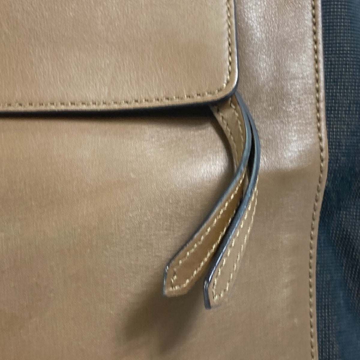 Fendi Brown Leather Handbag (Pre-Owned)
