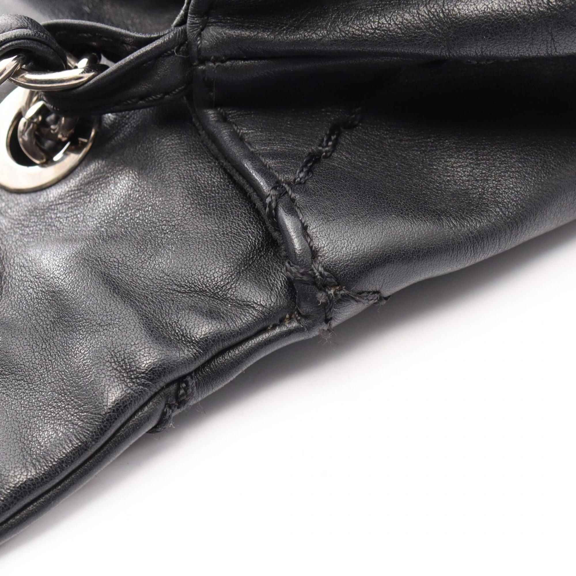 Chanel Black Leather Handbag Shoulder Bag (Pre-Owned)