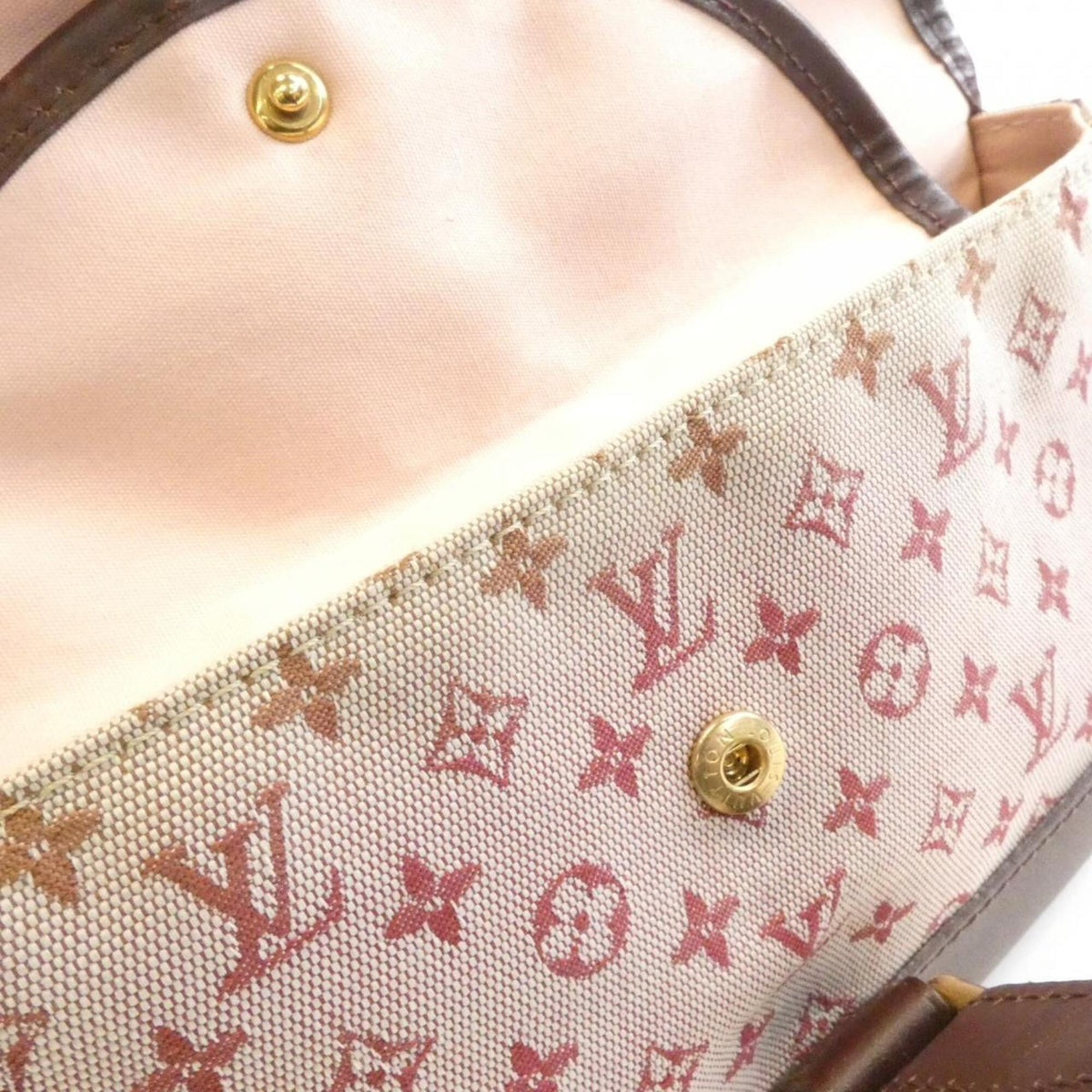 Louis Vuitton Red Color Canvas Shoulder Bag (Pre-Owned)