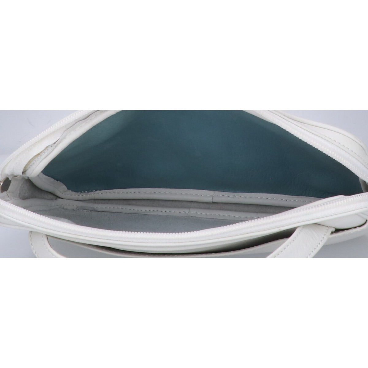 Loewe Green White Leather Shoulder Bag (Pre-Owned)