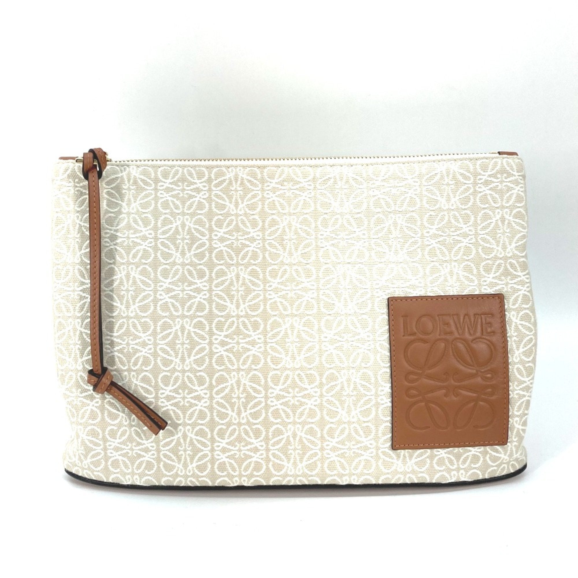 Loewe Beige Other Clutch Bag (Pre-Owned)