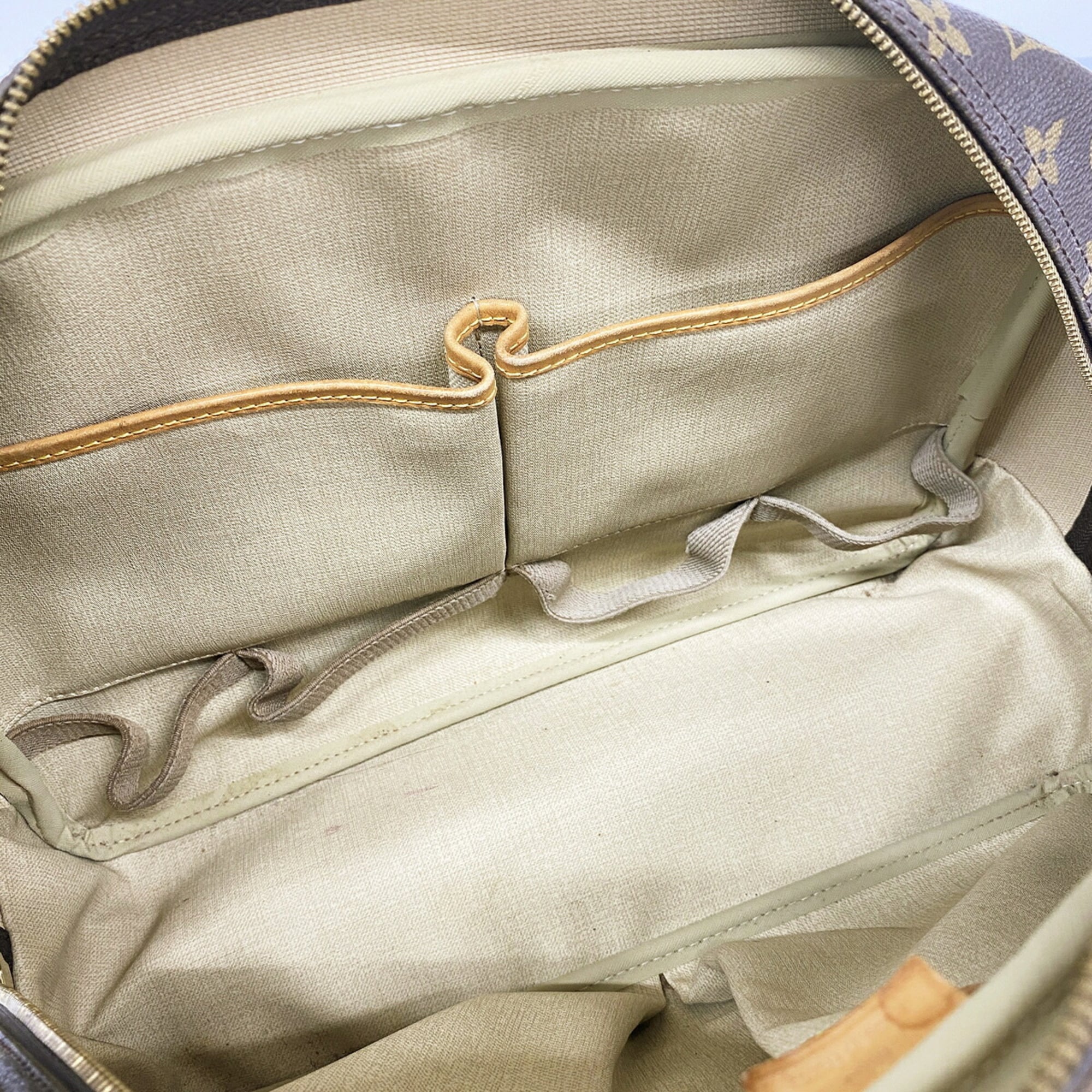 Louis Vuitton Brown Handbag (Pre-Owned)