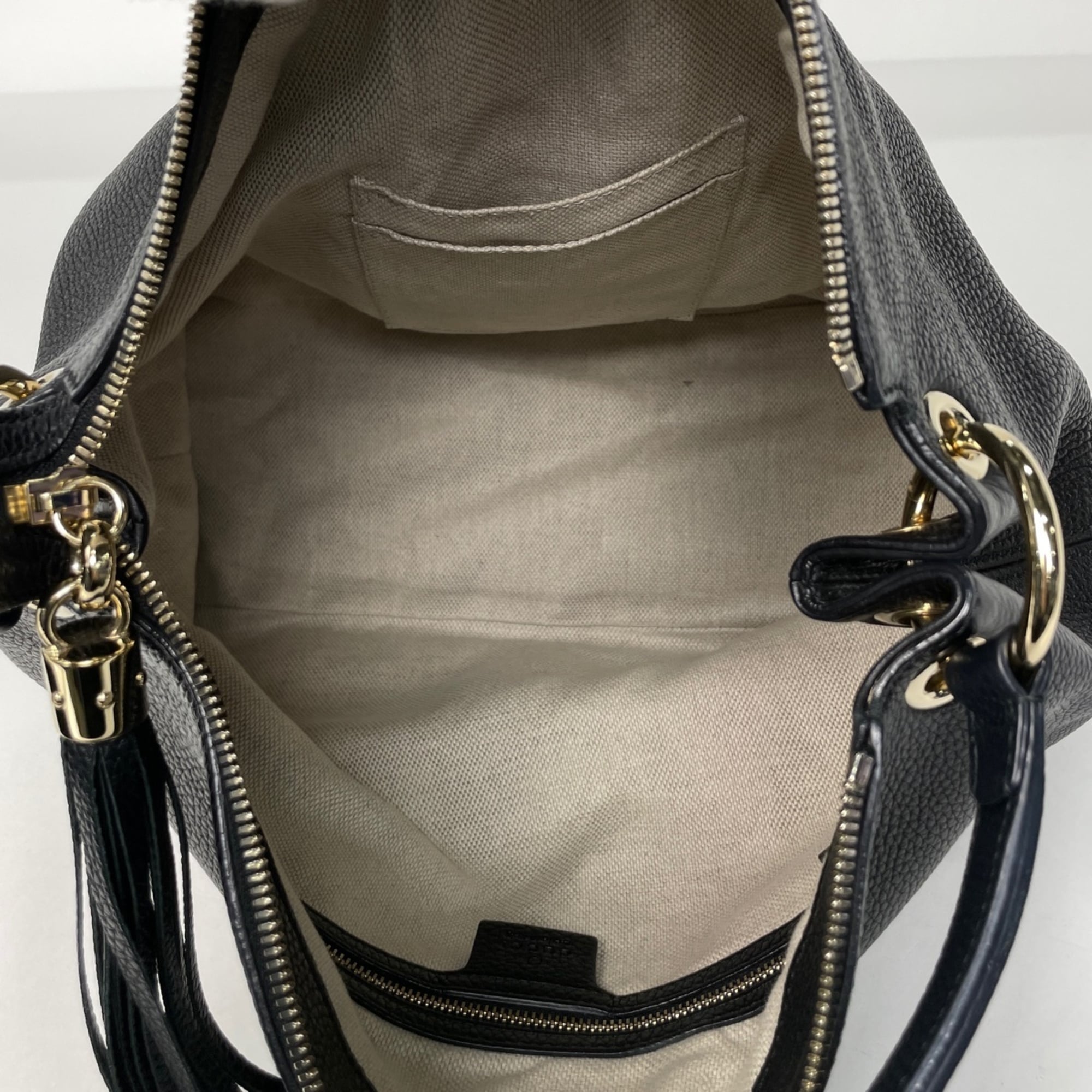 Gucci Black Leather Handbag (Pre-Owned)