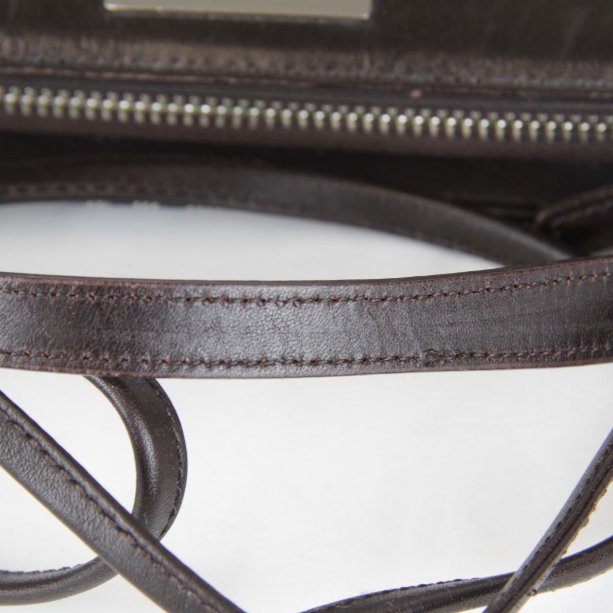 Burberry Beige Canvas Shoulder Bag (Pre-Owned)