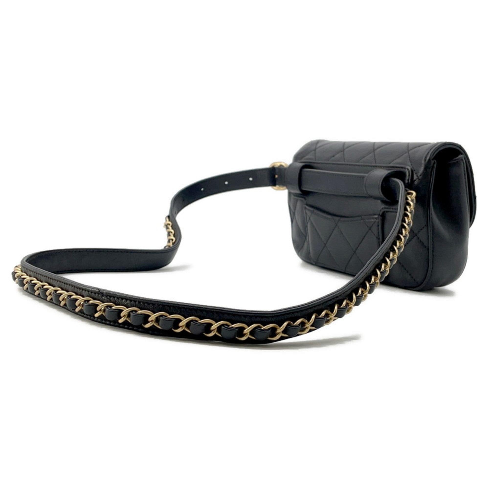 Chanel Black Leather Fanny Pack (Pre-Owned)