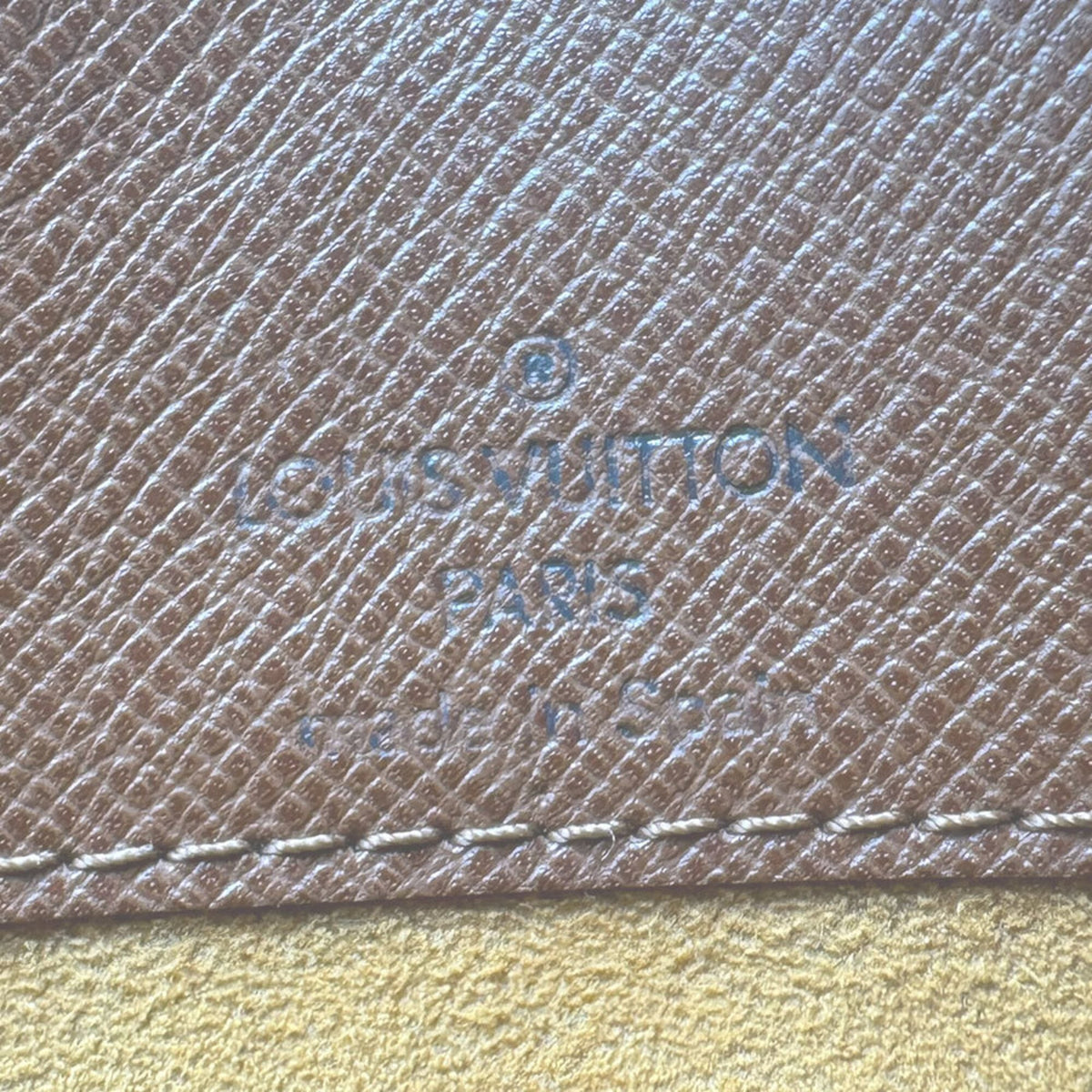 Louis Vuitton Brown Monogram Monogram Shoulder Bag (Pre-Owned)