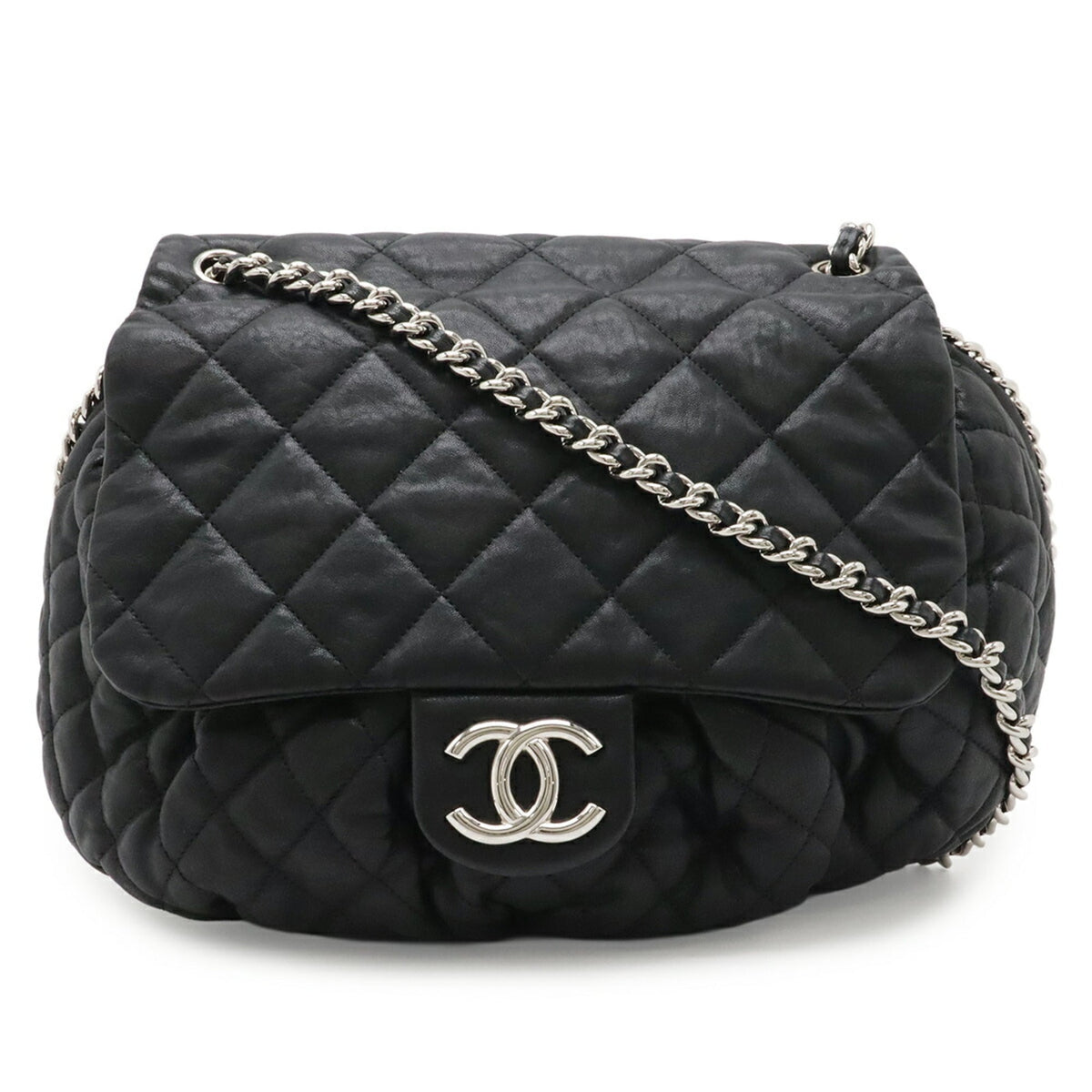 Chanel Black Leather Shoulder Bag (Pre-Owned)