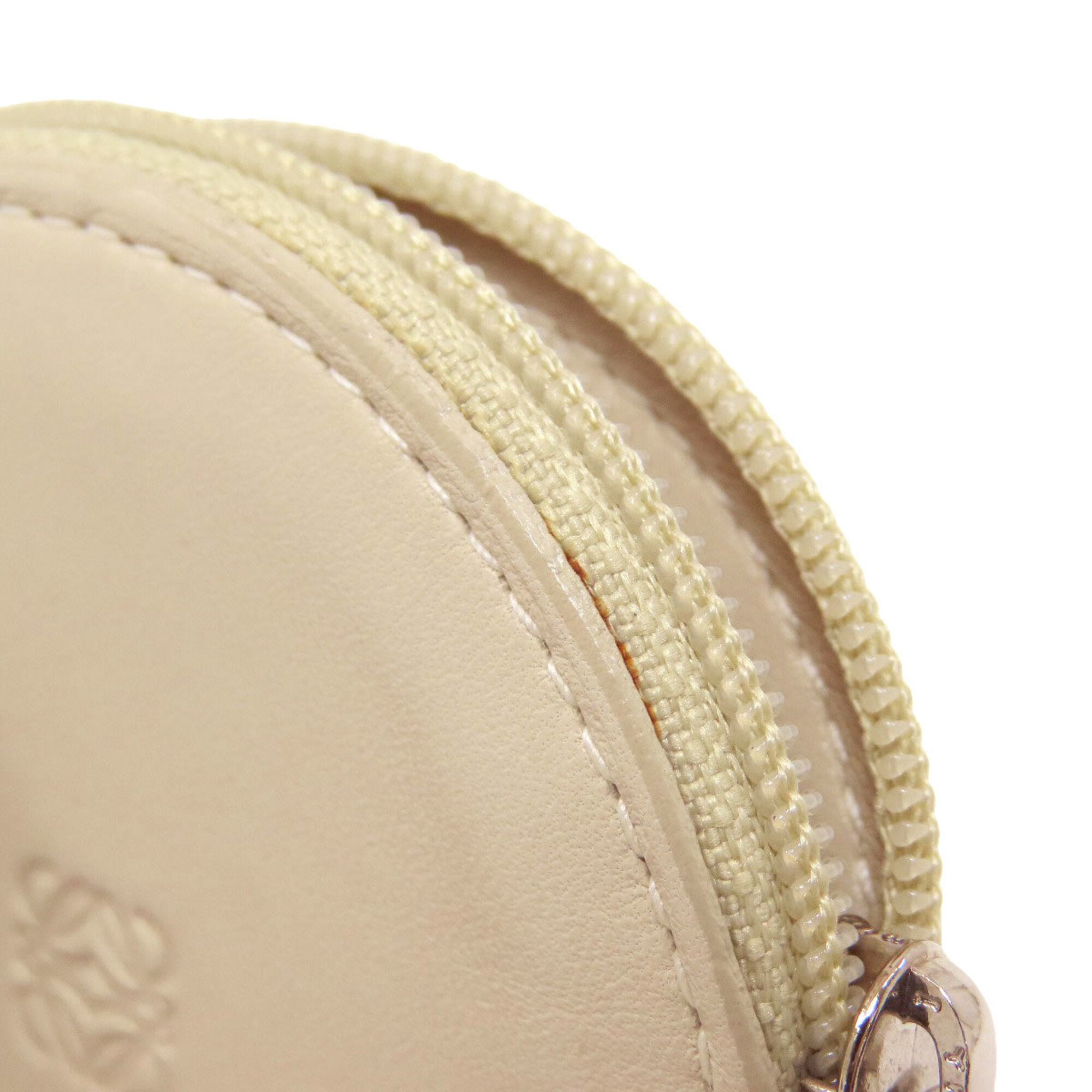 Loewe Beige Leather Coin Purse/Coin Case (Pre-Owned)