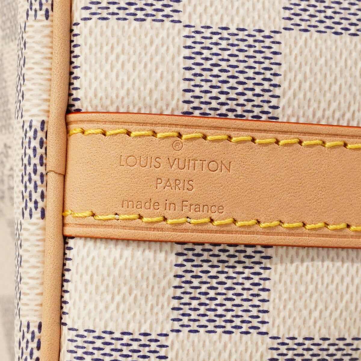 Louis Vuitton White Handbag (Pre-Owned)