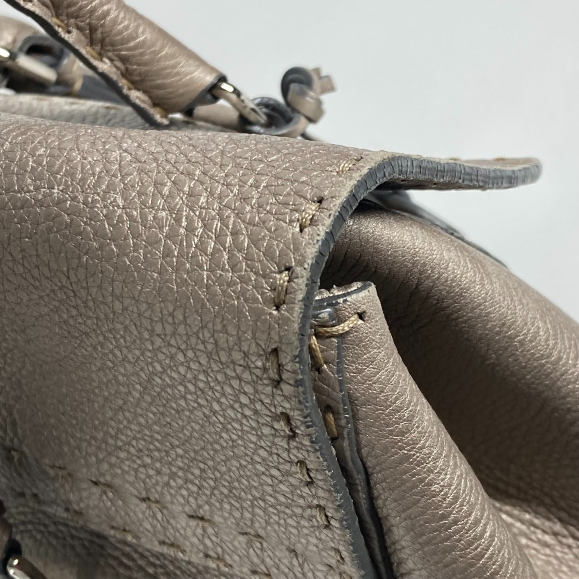 Fendi Gray Leather Shoulder Bag Tote Bag (Pre-Owned)