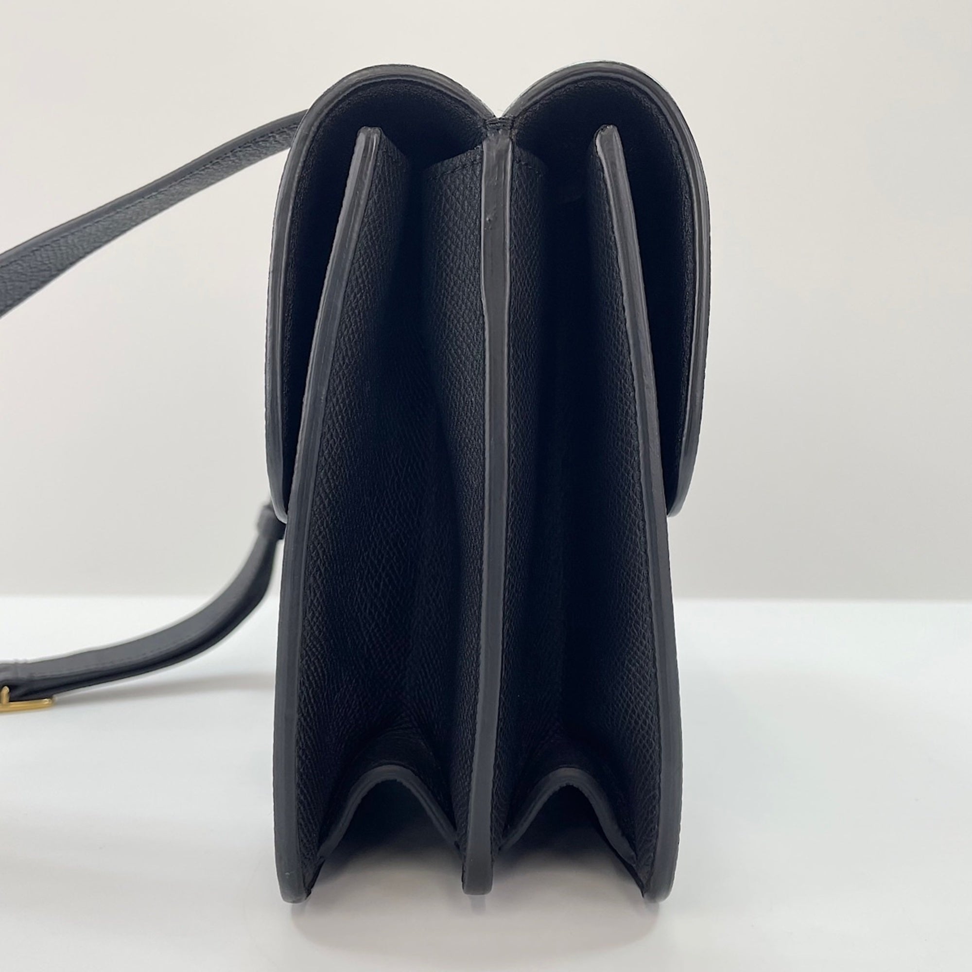 Celine Black Shoulder Bag (Pre-Owned)