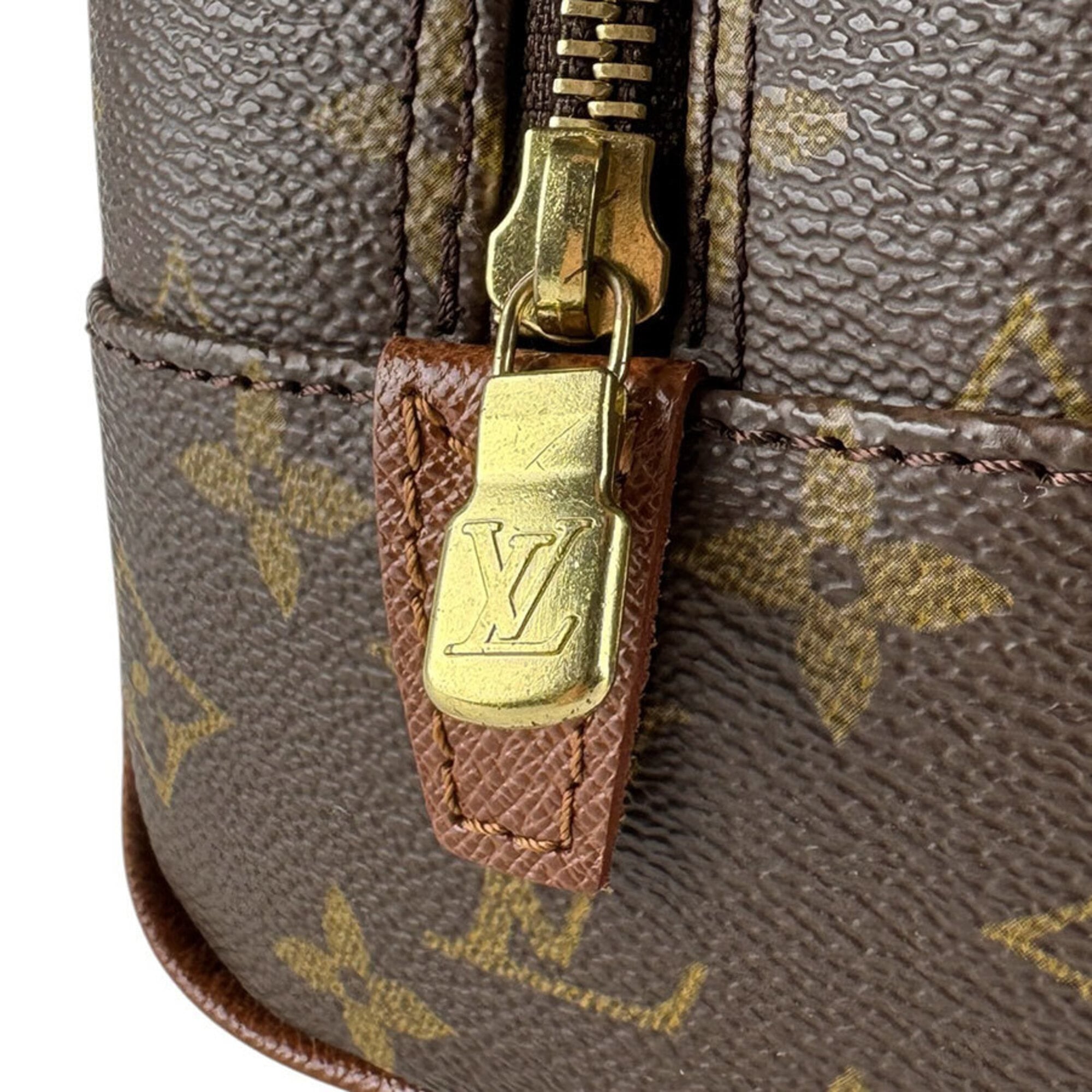 Louis Vuitton Brown Monogram Monogram Clutch Bag Pouch (Pre-Owned)