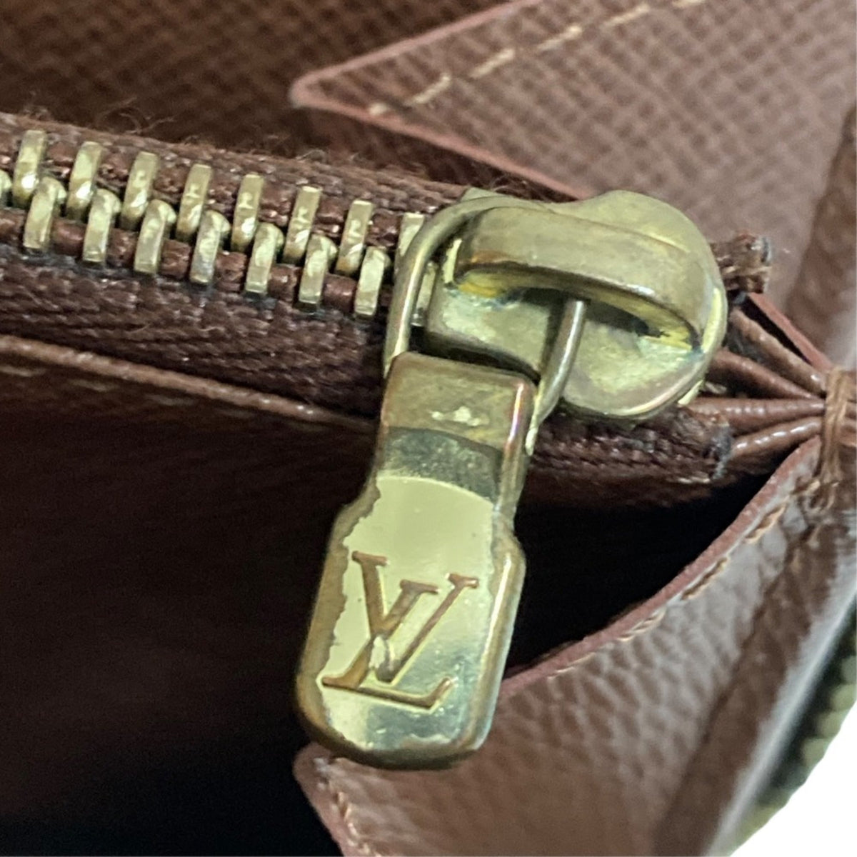Louis Vuitton Brown Monogram Monogram Long Wallet (Bi-Fold) (Pre-Owned)