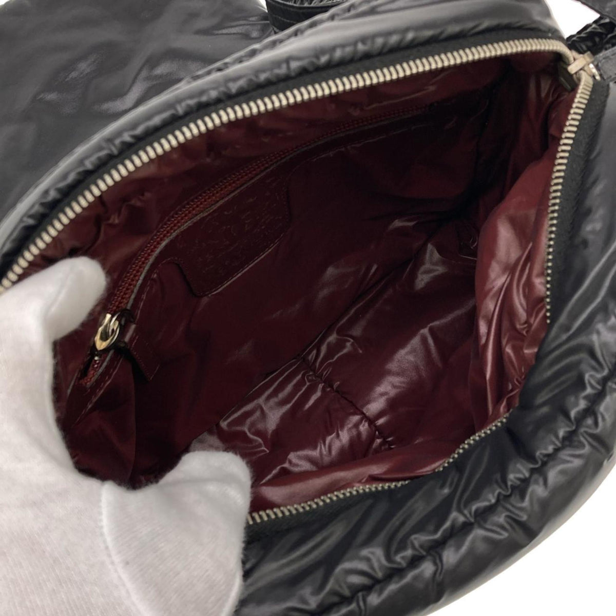 Chanel Black Nylon Shoulder Bag (Pre-Owned)
