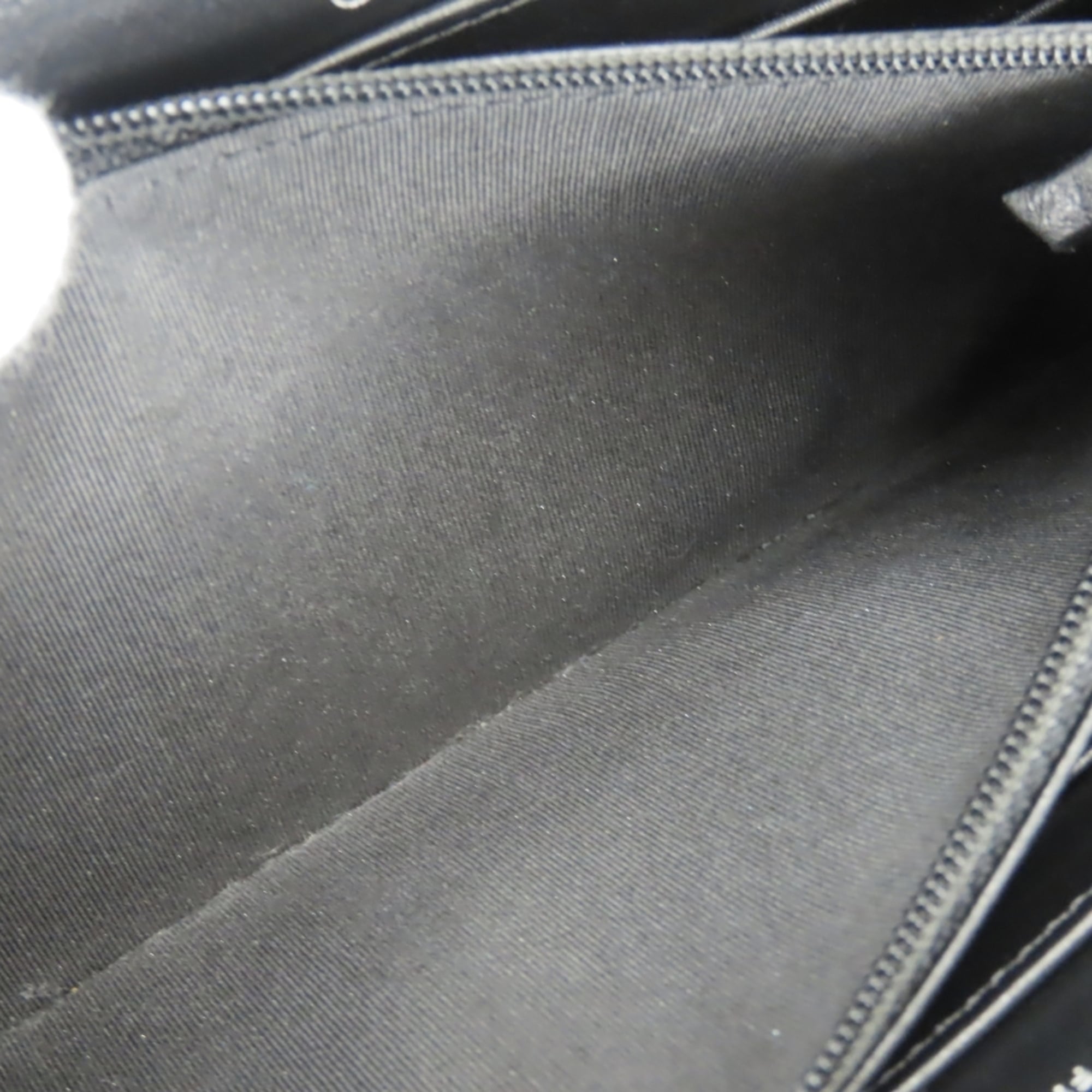 Chanel Boy Chanel Black Grained Calfskin Long Wallet (Bi-Fold) (Pre-Owned)