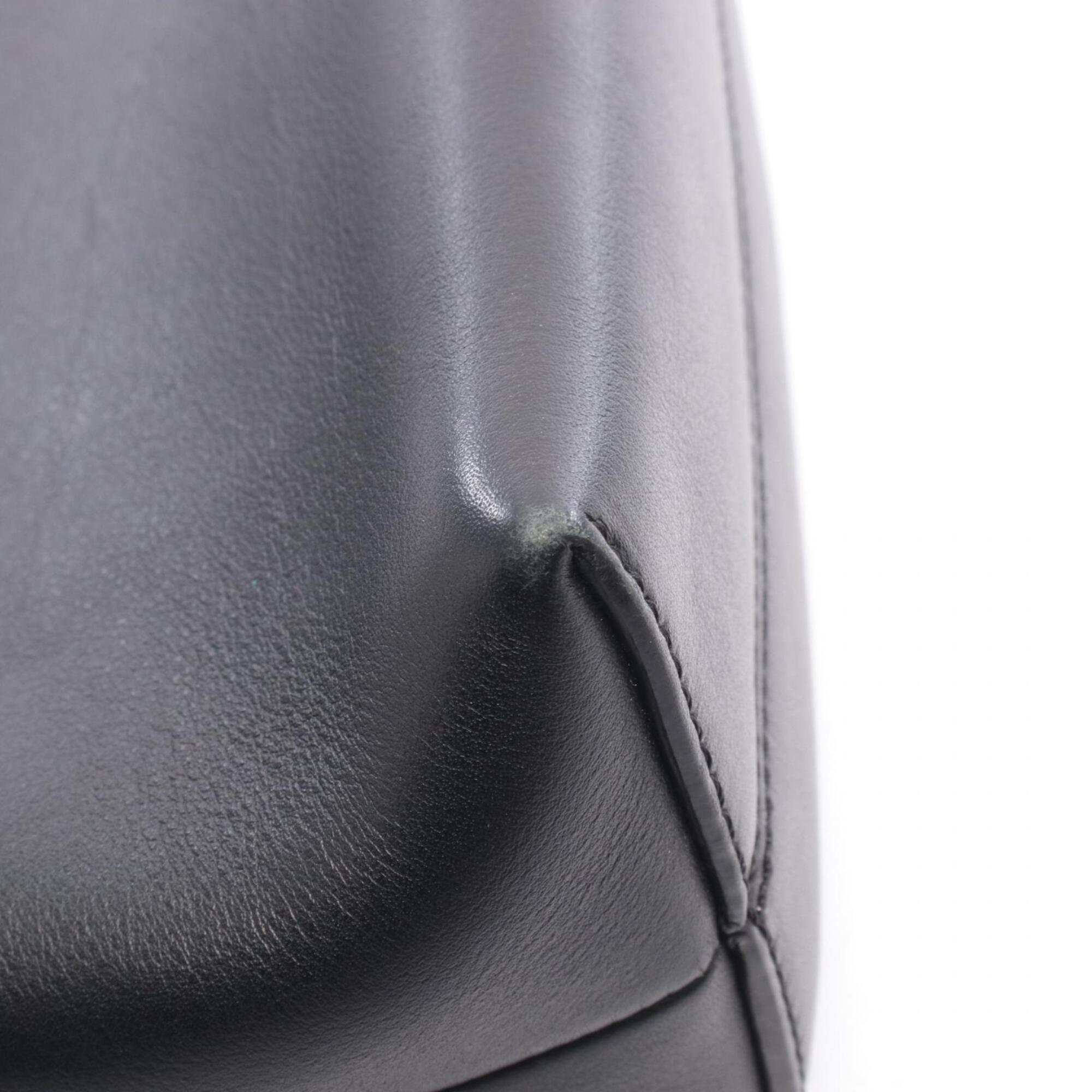 Fendi Black Brown Leather Handbag (Pre-Owned)