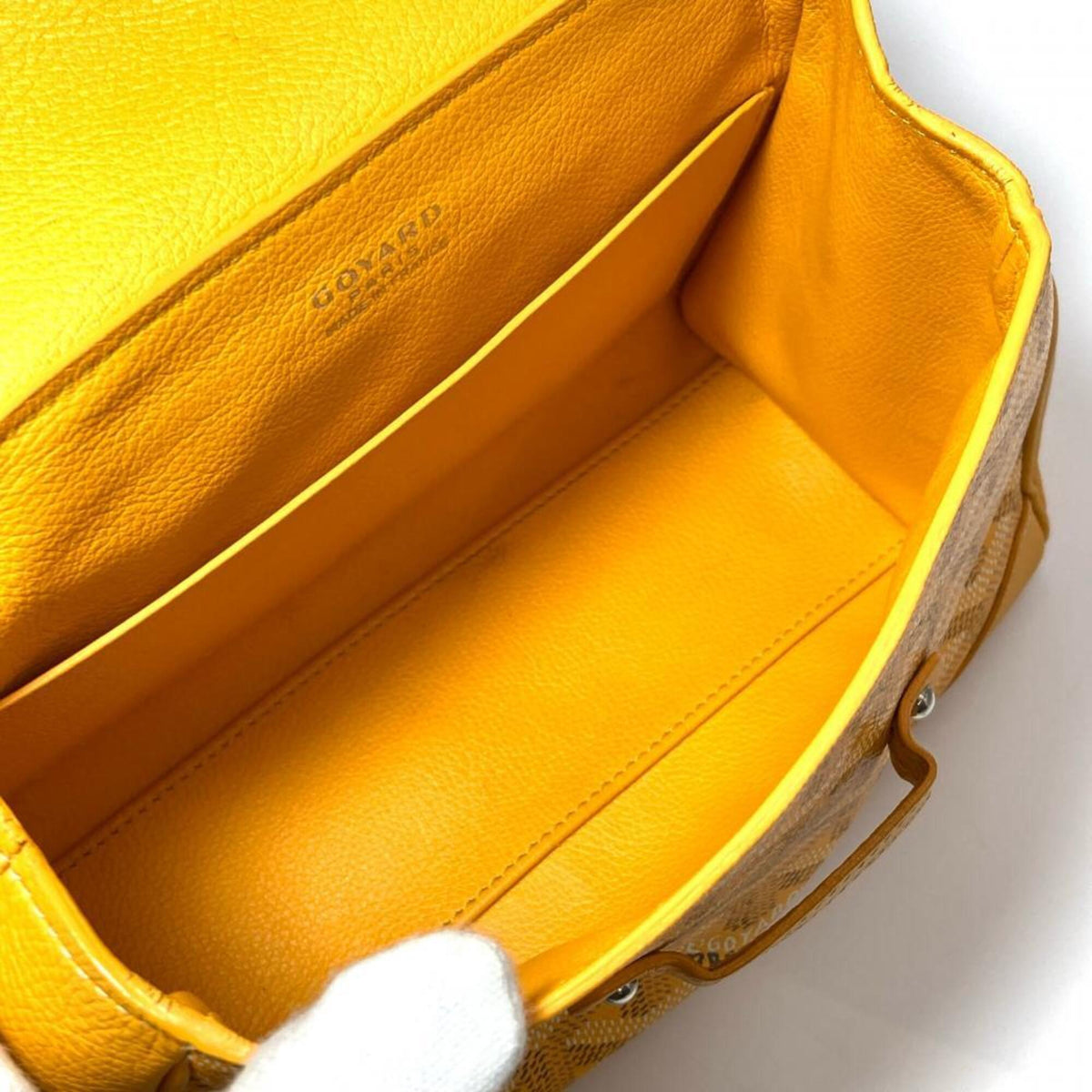 Goyard Yellow Leather Shoulder Bag (Pre-Owned)
