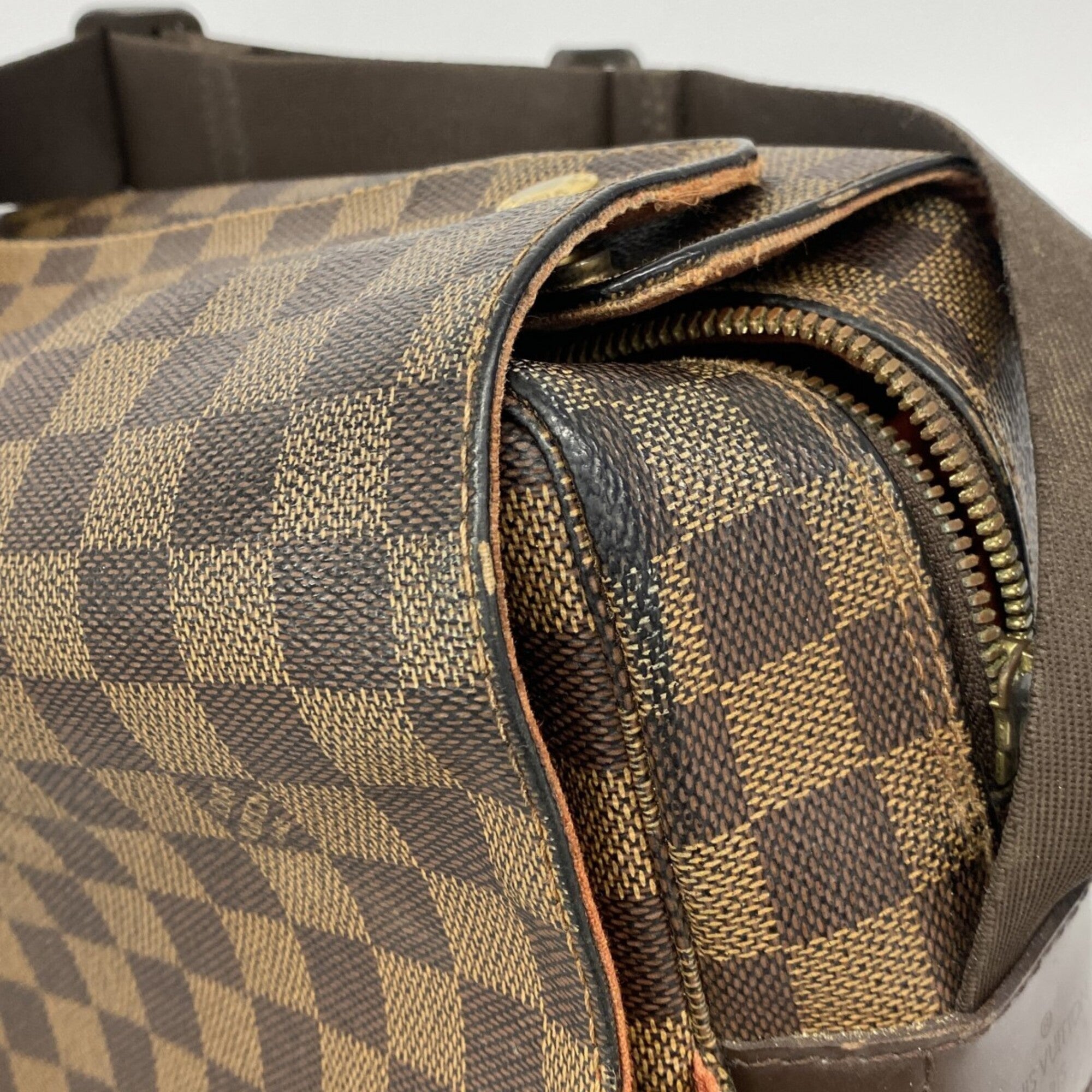 Louis Vuitton Ebene Shoulder Bag (Pre-Owned)