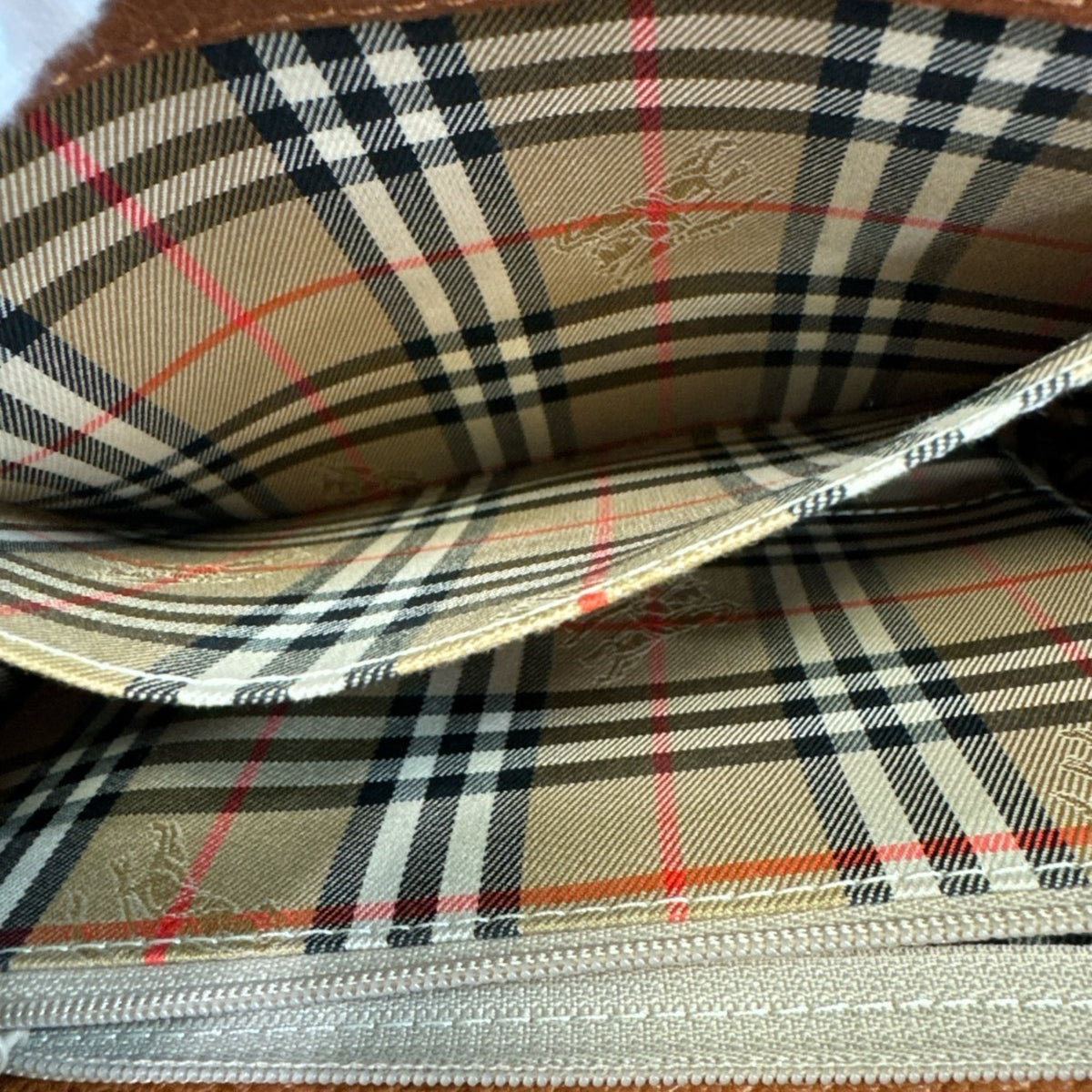 Burberry Brown Leather Shoulder Bag (Pre-Owned)