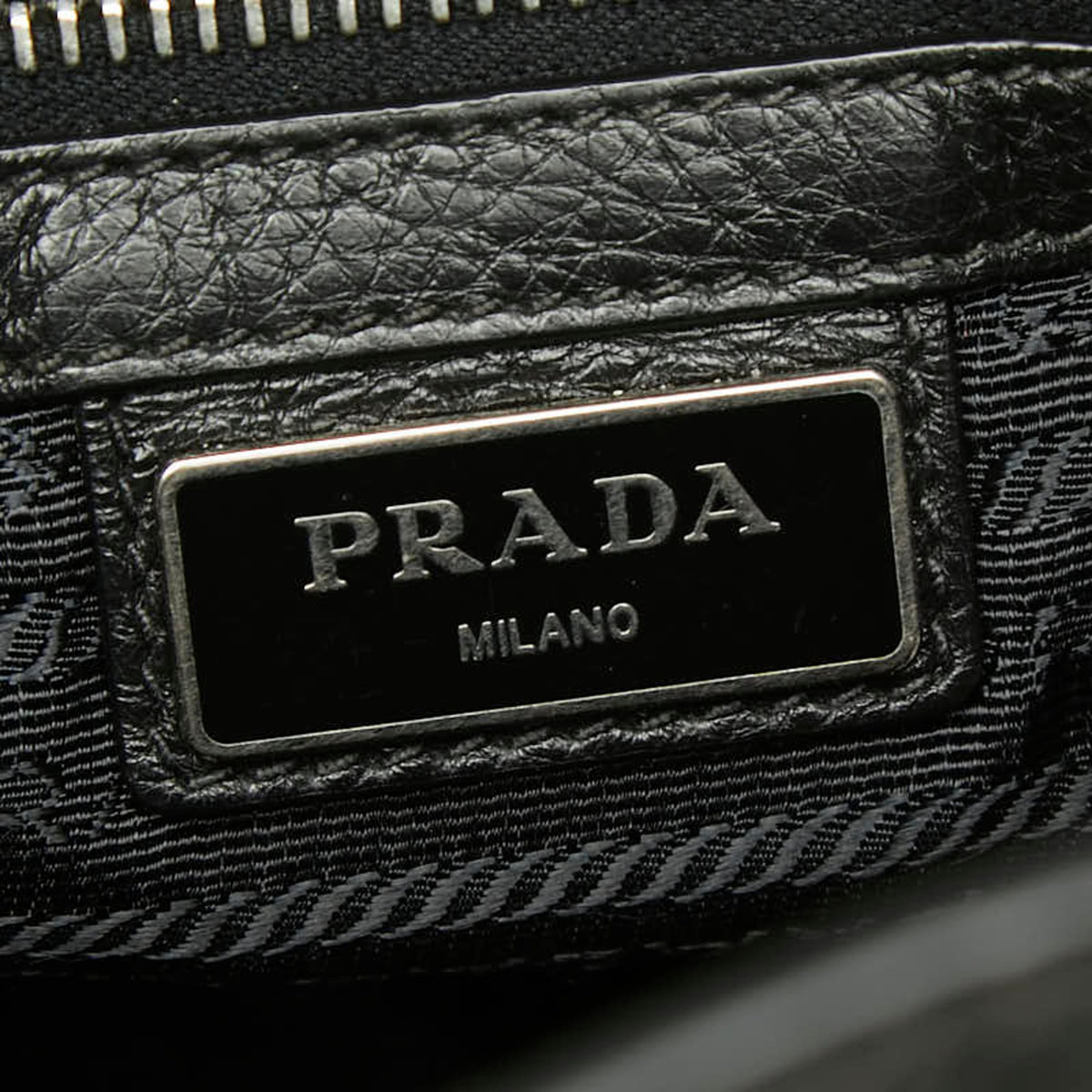 Prada Black Leather Shoulder Bag (Pre-Owned)