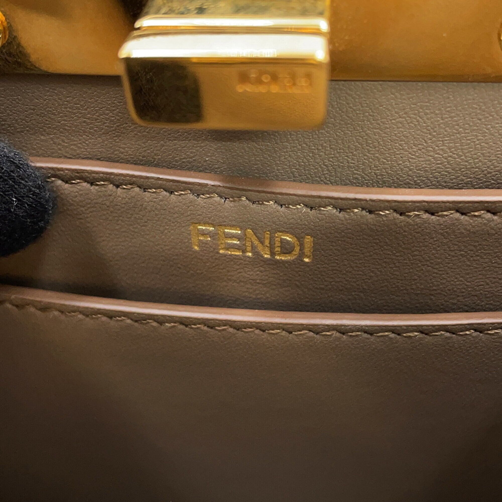Fendi Peekaboo Gray Leather Handbag (Pre-Owned)