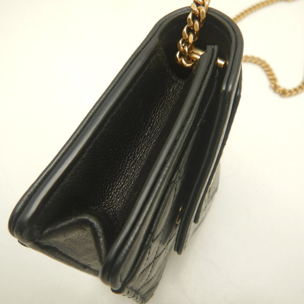 Saint Laurent Gold Leather Shoulder Bag (Pre-Owned)