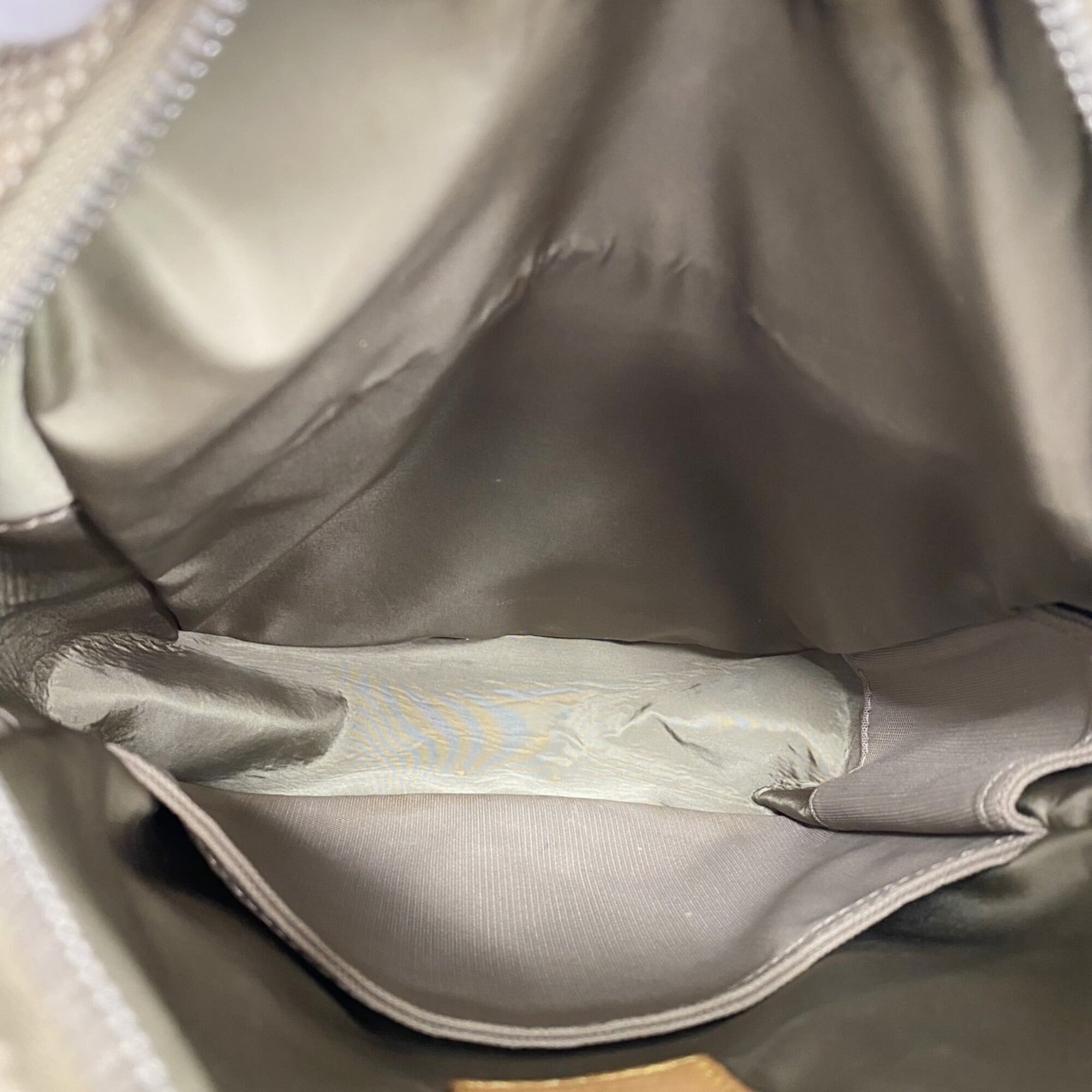 Louis Vuitton Sable Shoulder Bag (Pre-Owned)
