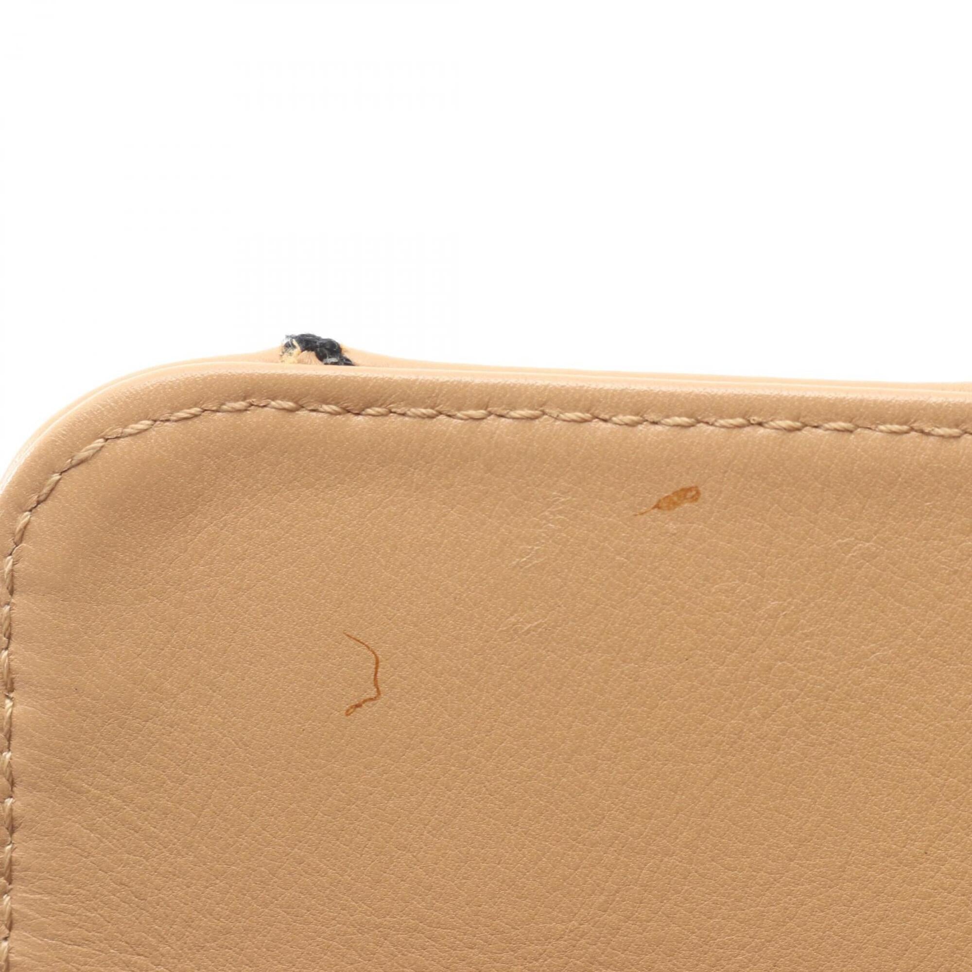 Chanel Beige Leather Handbag Shoulder Bag (Pre-Owned)