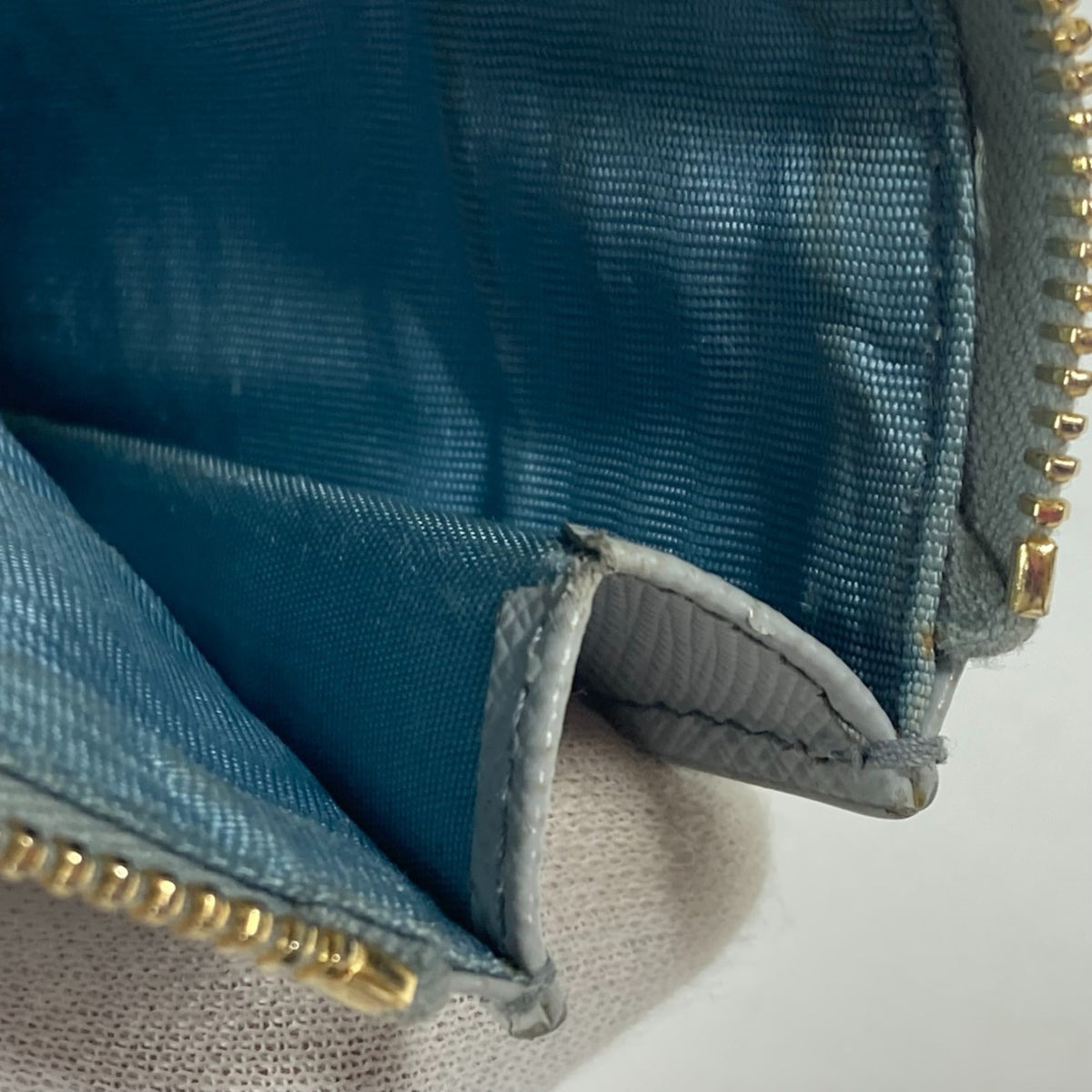 Prada Blue Saffiano Metal Coin Purse/Coin Case (Pre-Owned)