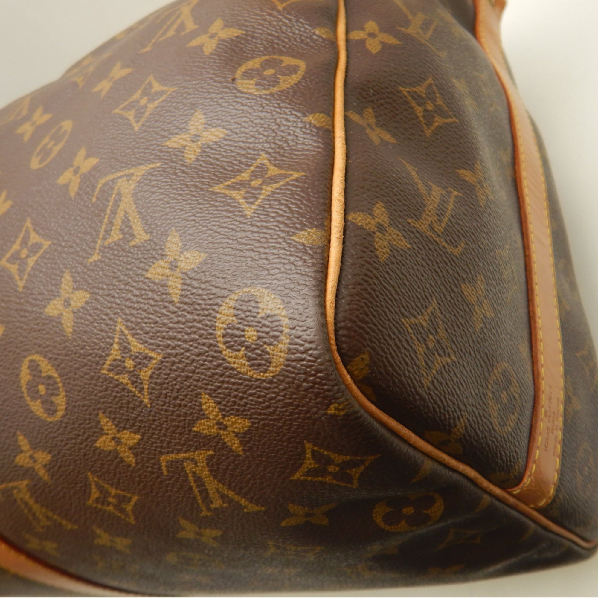Louis Vuitton Brown Monogram Boston Bag (Pre-Owned)
