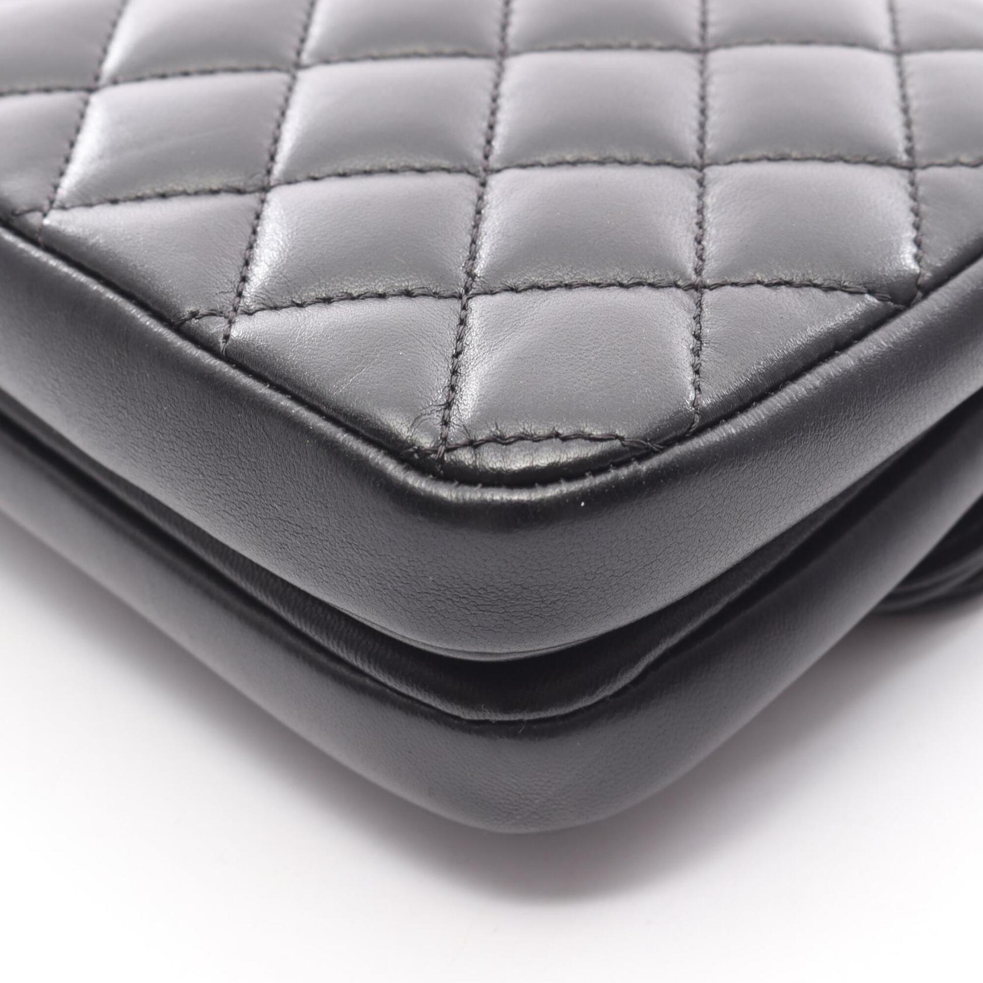 Chanel Black Leather Handbag Shoulder Bag (Pre-Owned)