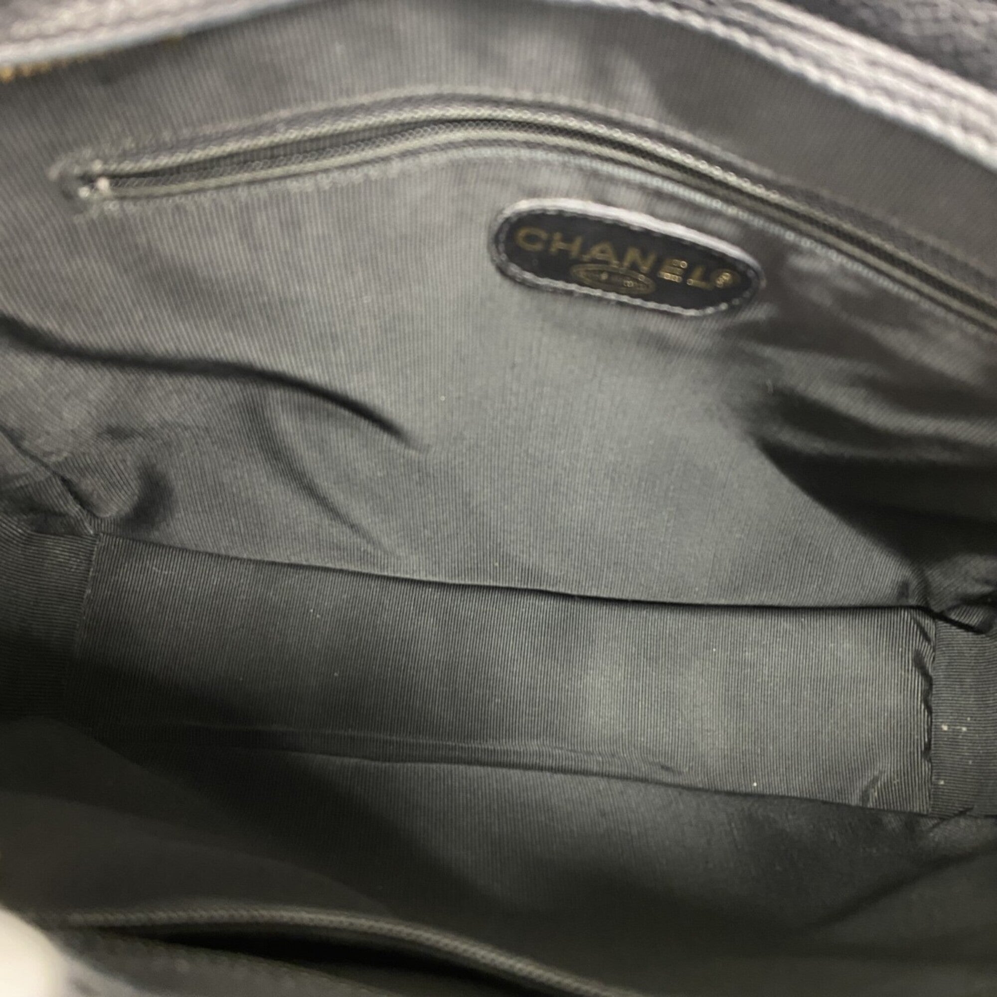Chanel Black Grained Calfskin Tote Bag (Pre-Owned)