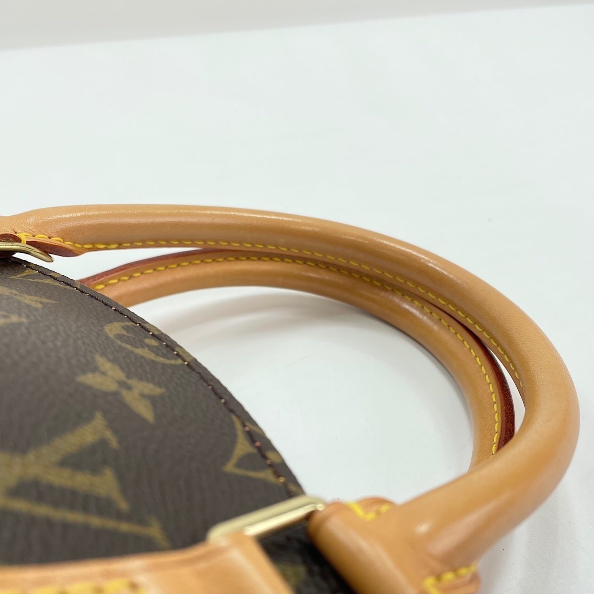 Louis Vuitton Brown Handbag (Pre-Owned)