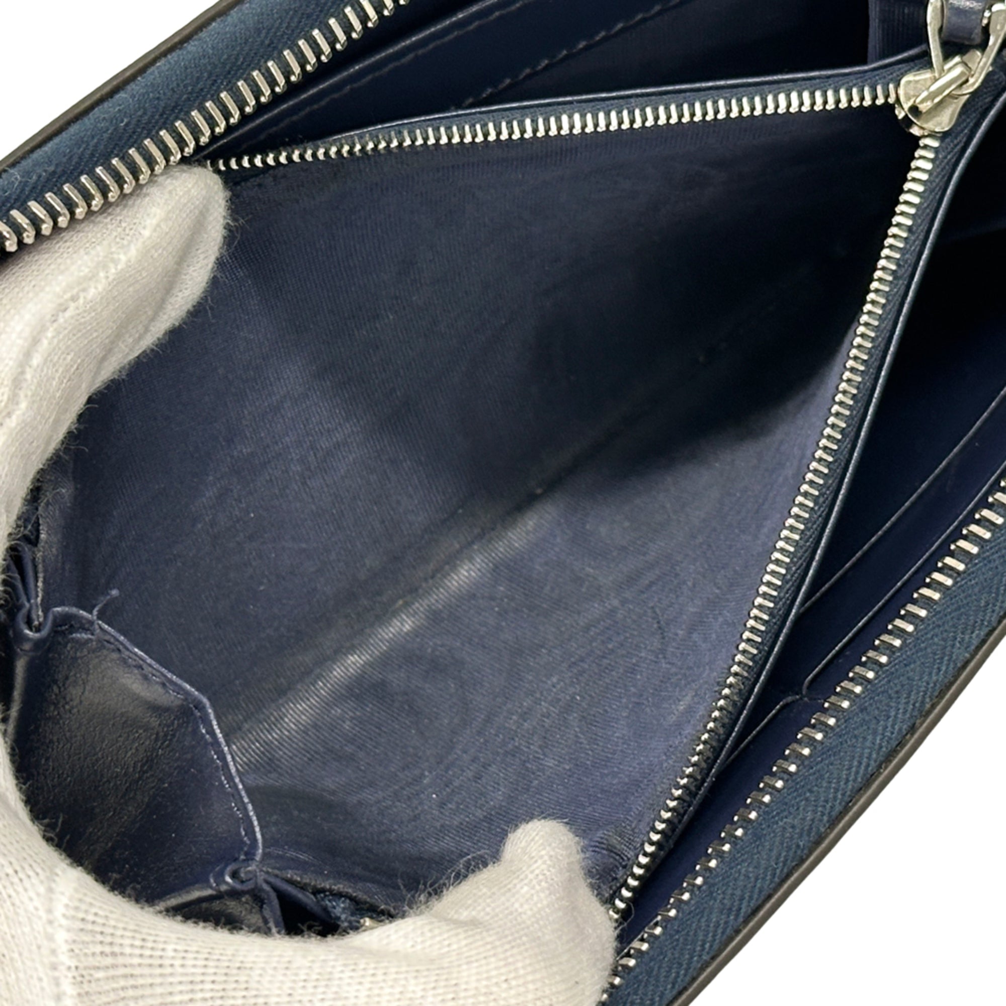 Gucci Blue White Pvc (Pre-Owned)
