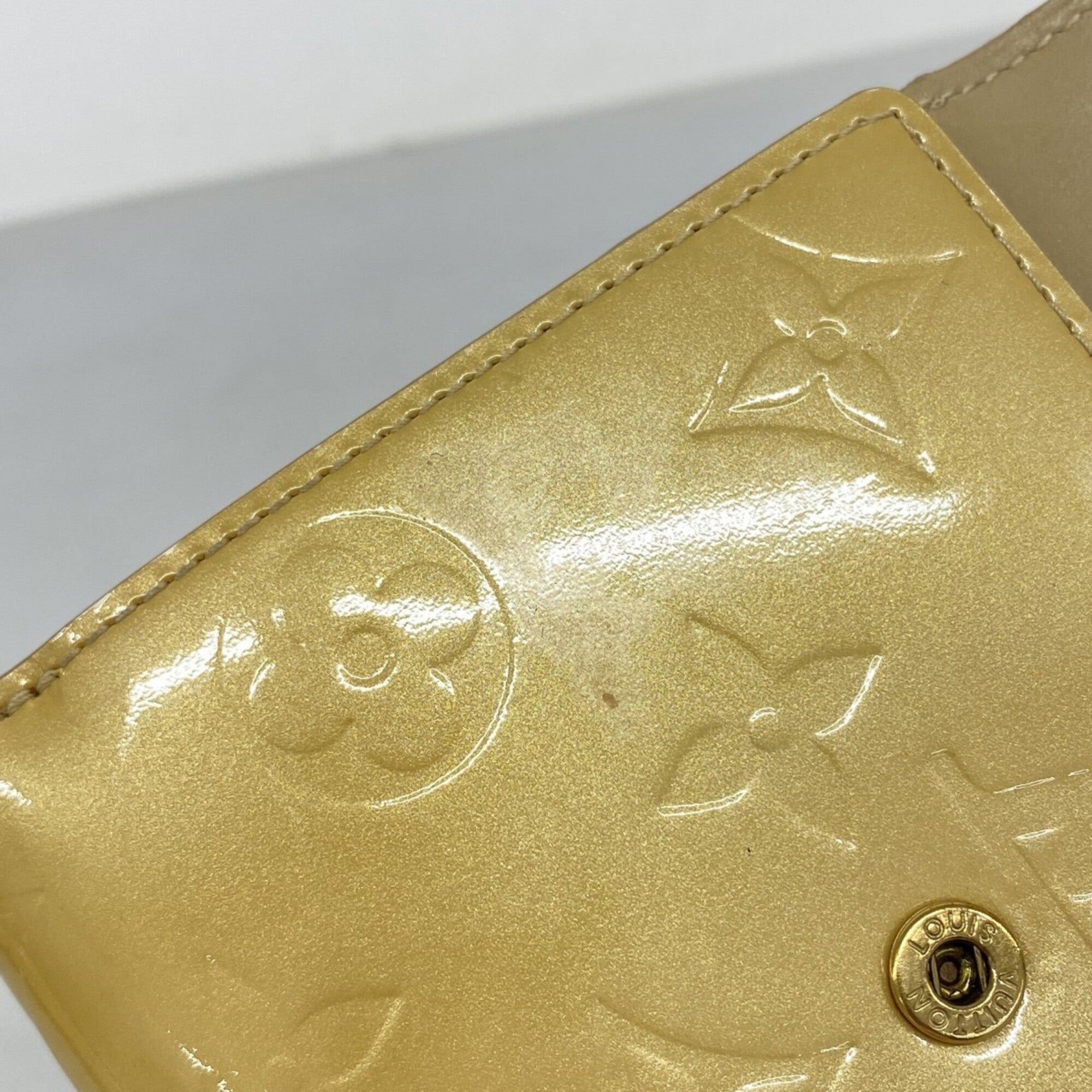 Louis Vuitton Beige Wallet (Tri-Fold) (Pre-Owned)