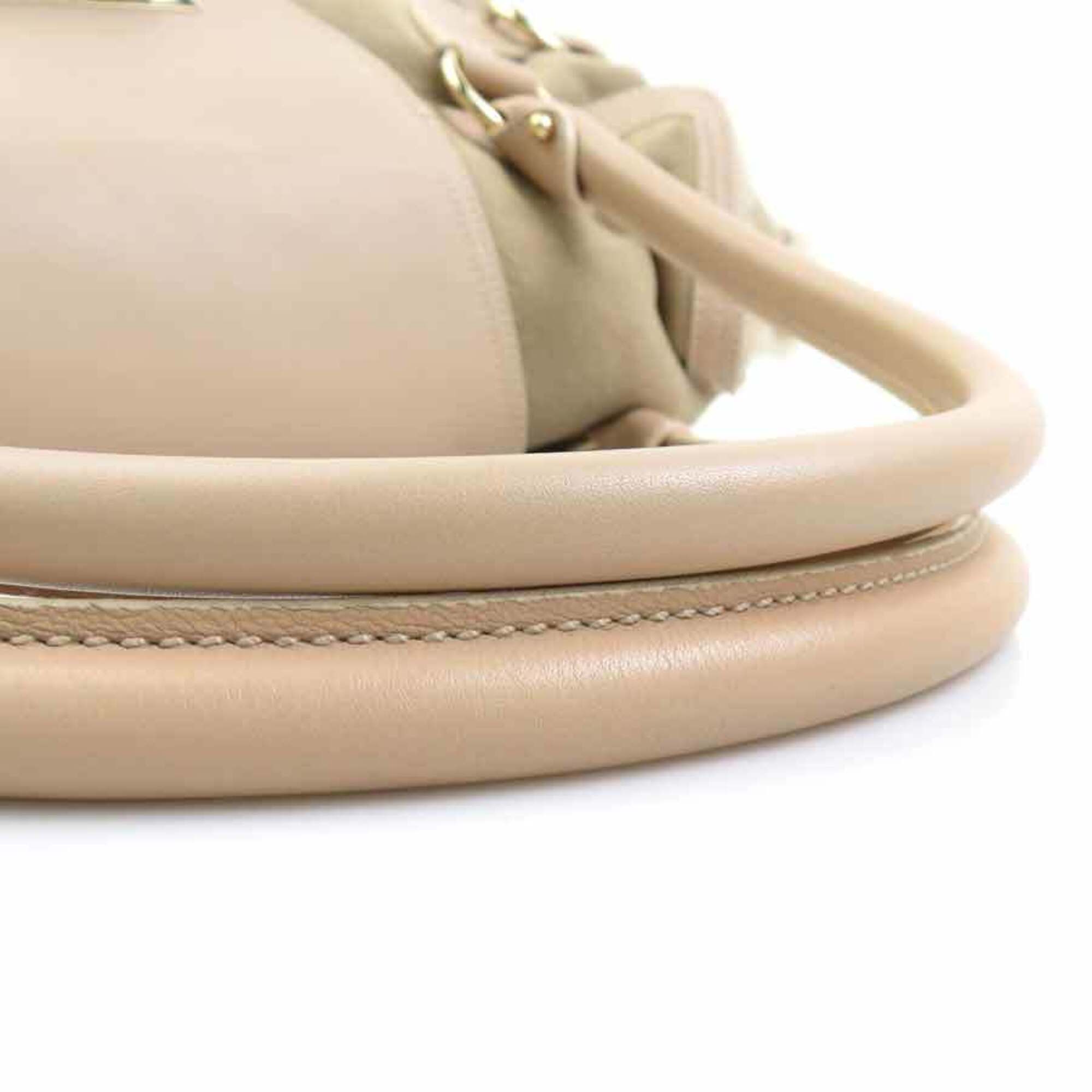 Salvatore Ferragamo Beige Pink Beige Leather Shoulder Bag (Pre-Owned)