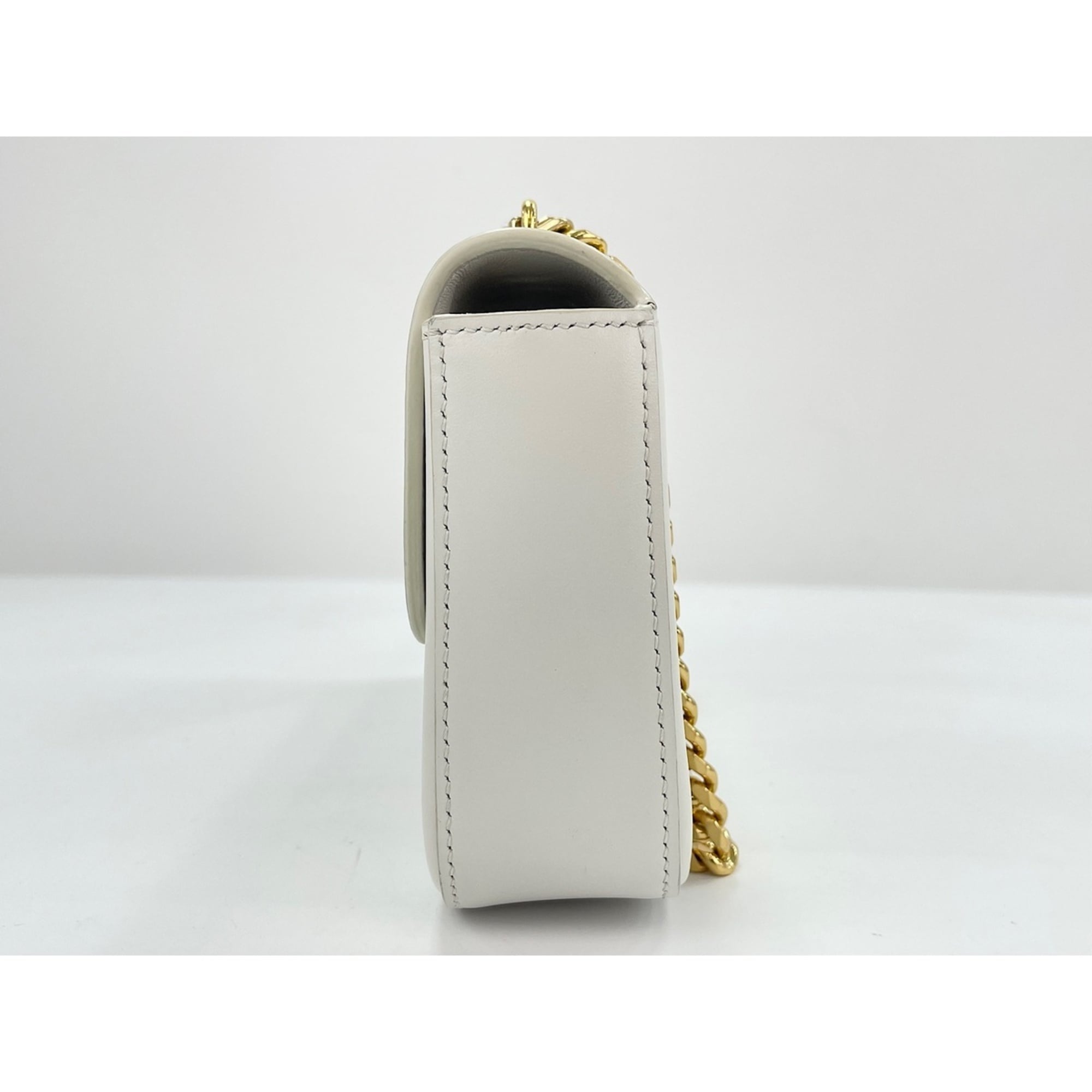 Celine White Shoulder Bag (Pre-Owned)
