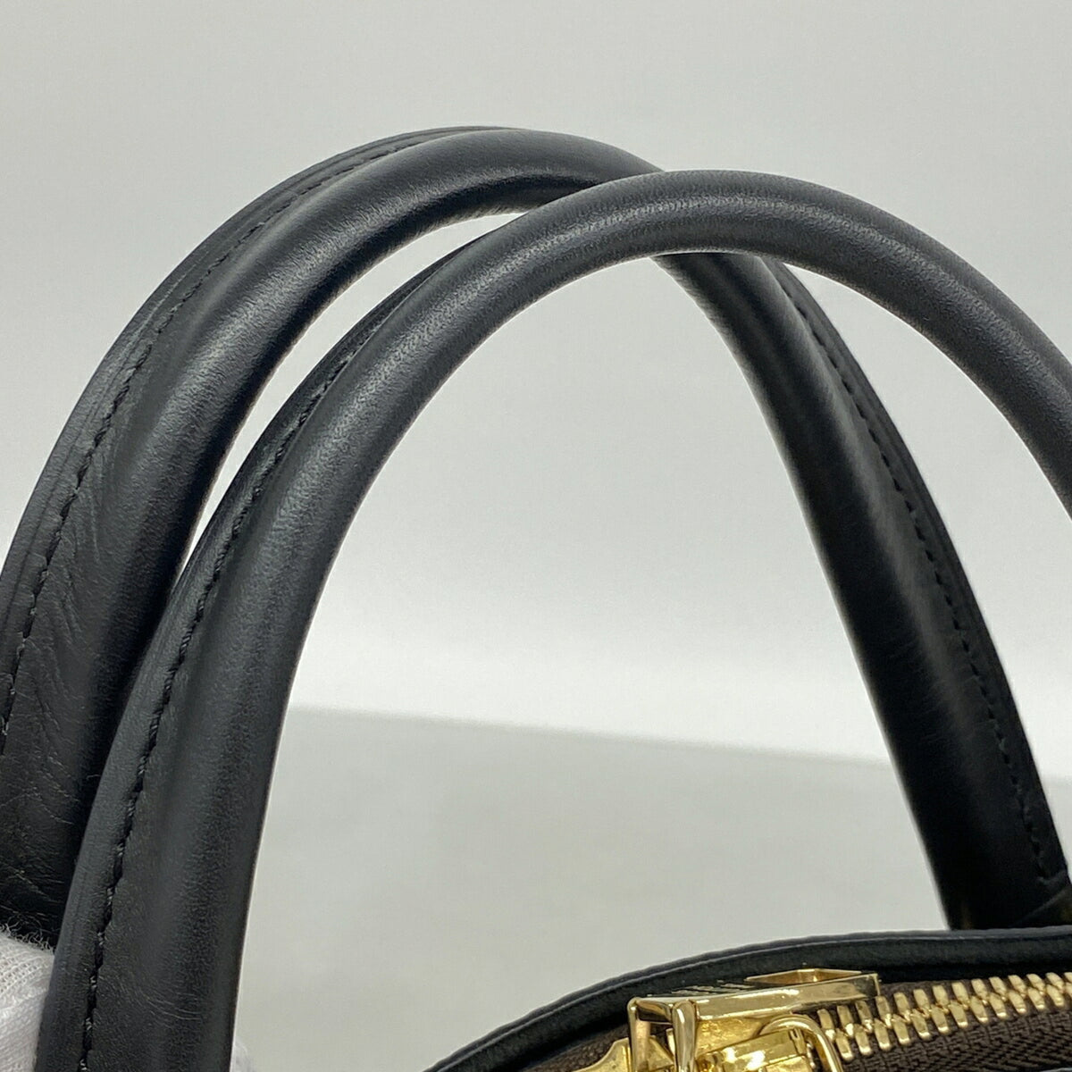 Louis Vuitton Brown Handbag (Pre-Owned)