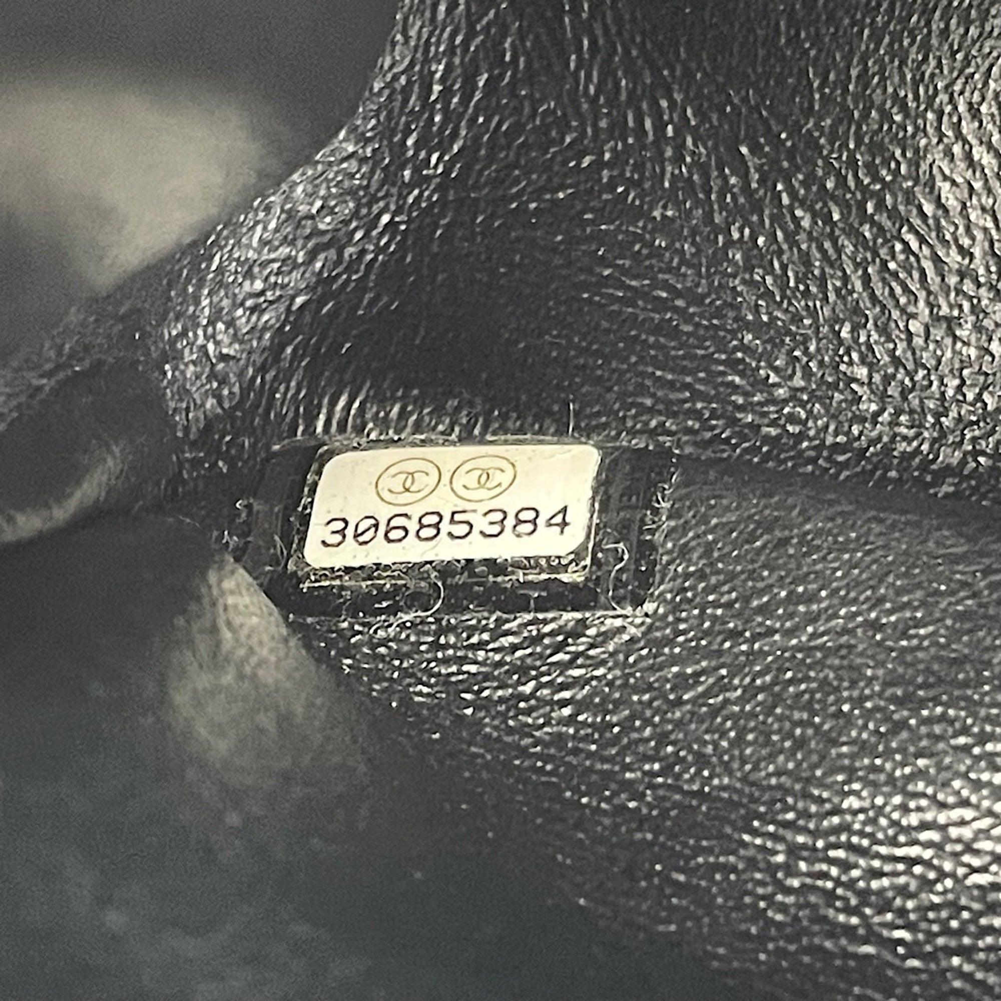 Chanel Black Shoulder Bag (Pre-Owned)