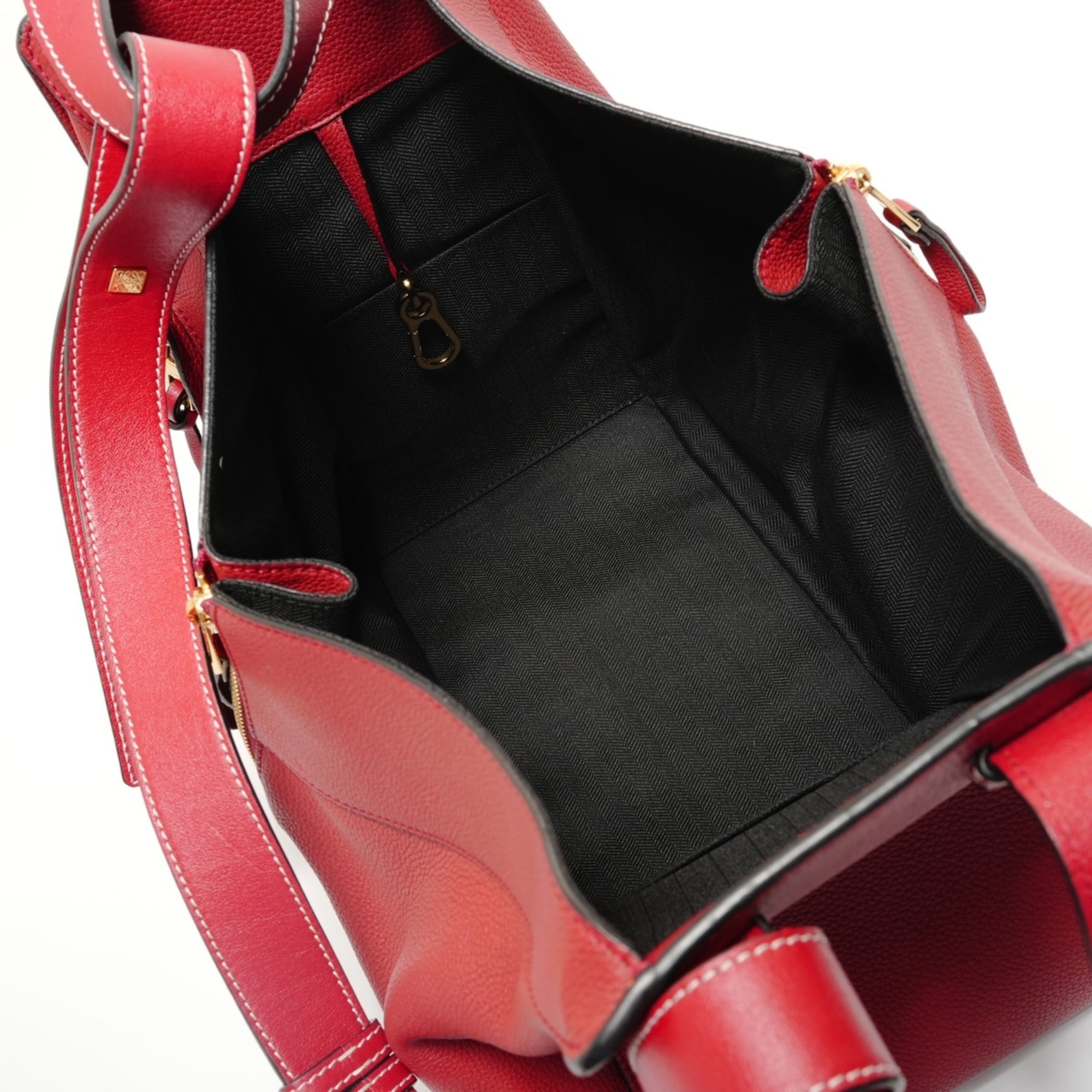Loewe Hammock Red Color Leather Handbag (Pre-Owned)